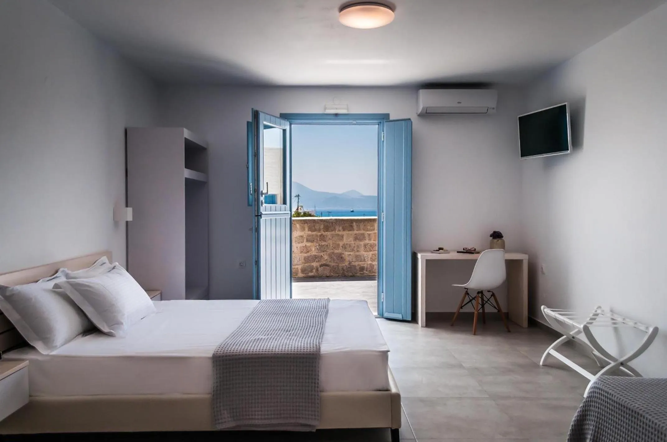 Day, Bed in Hotel Ippocampos Studios