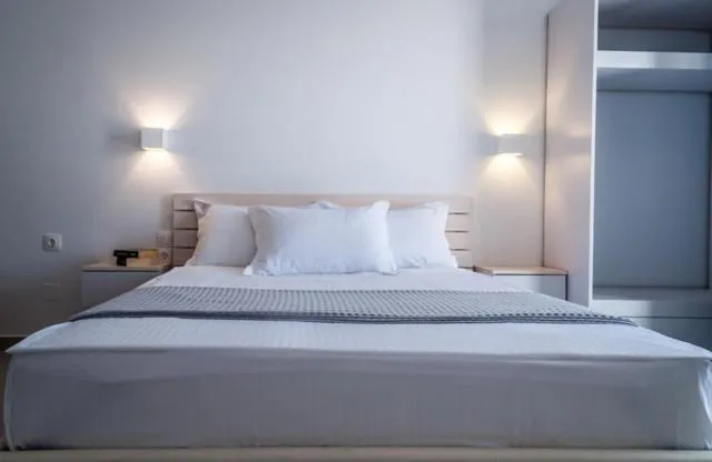 Bed in Hotel Ippocampos Studios
