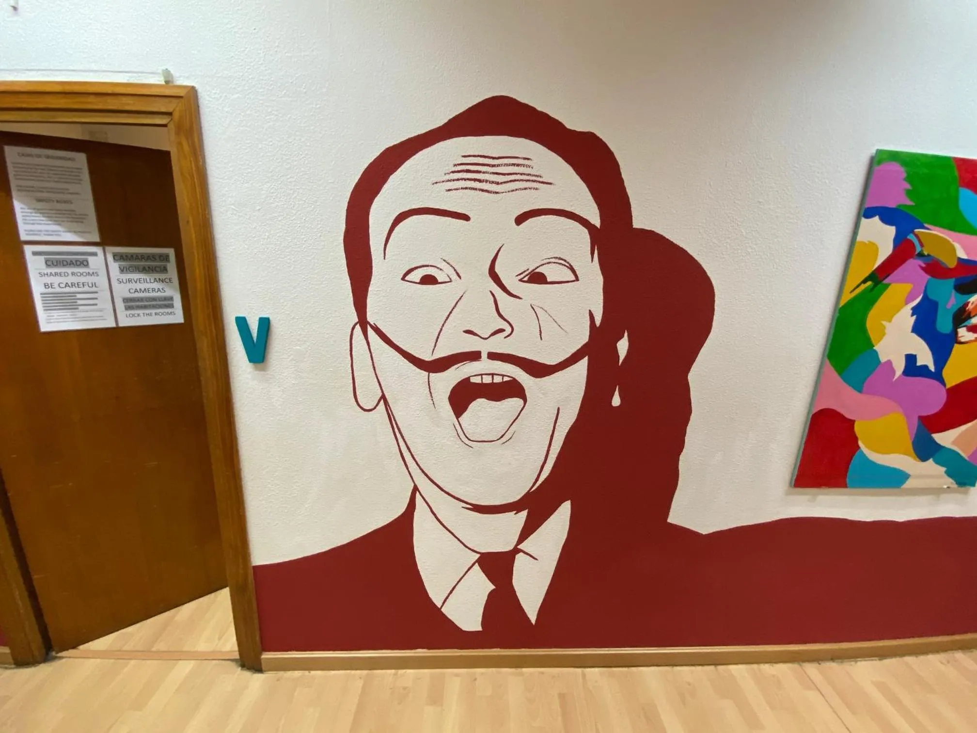 Communal lounge/ TV room in Bed Madrid Rooms by Bossh! Hotels