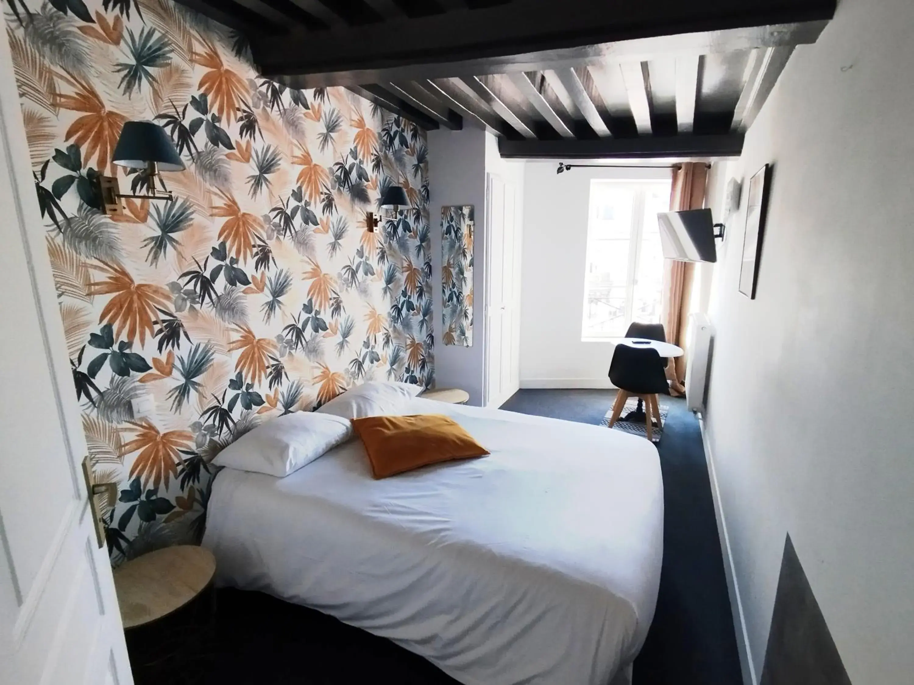 Double Room in Les Cascades - Hôtel de Charme Double Room in Les Cascades - Hôtel de Charme