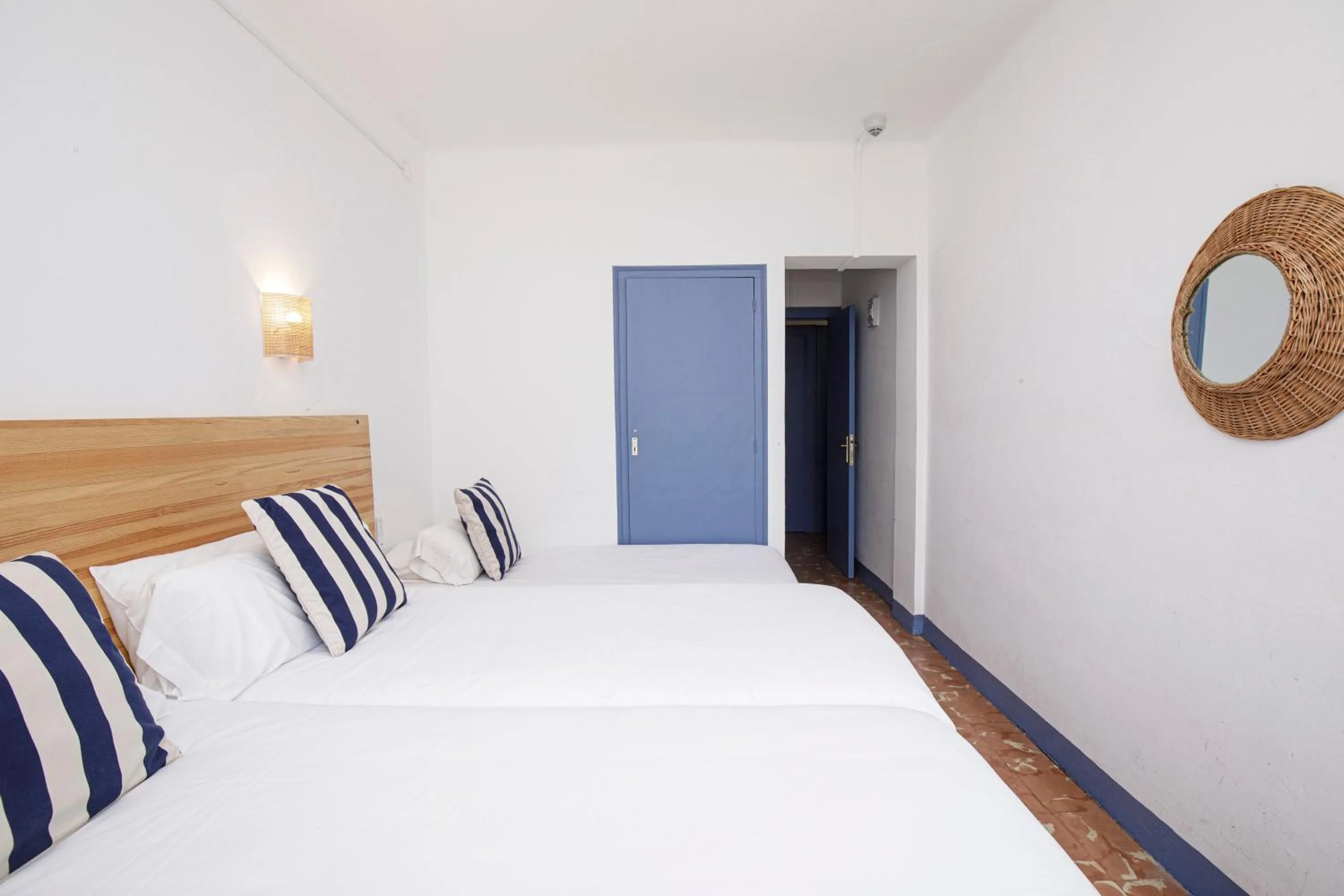 Bedroom, Bed in Hotel Casa Mas