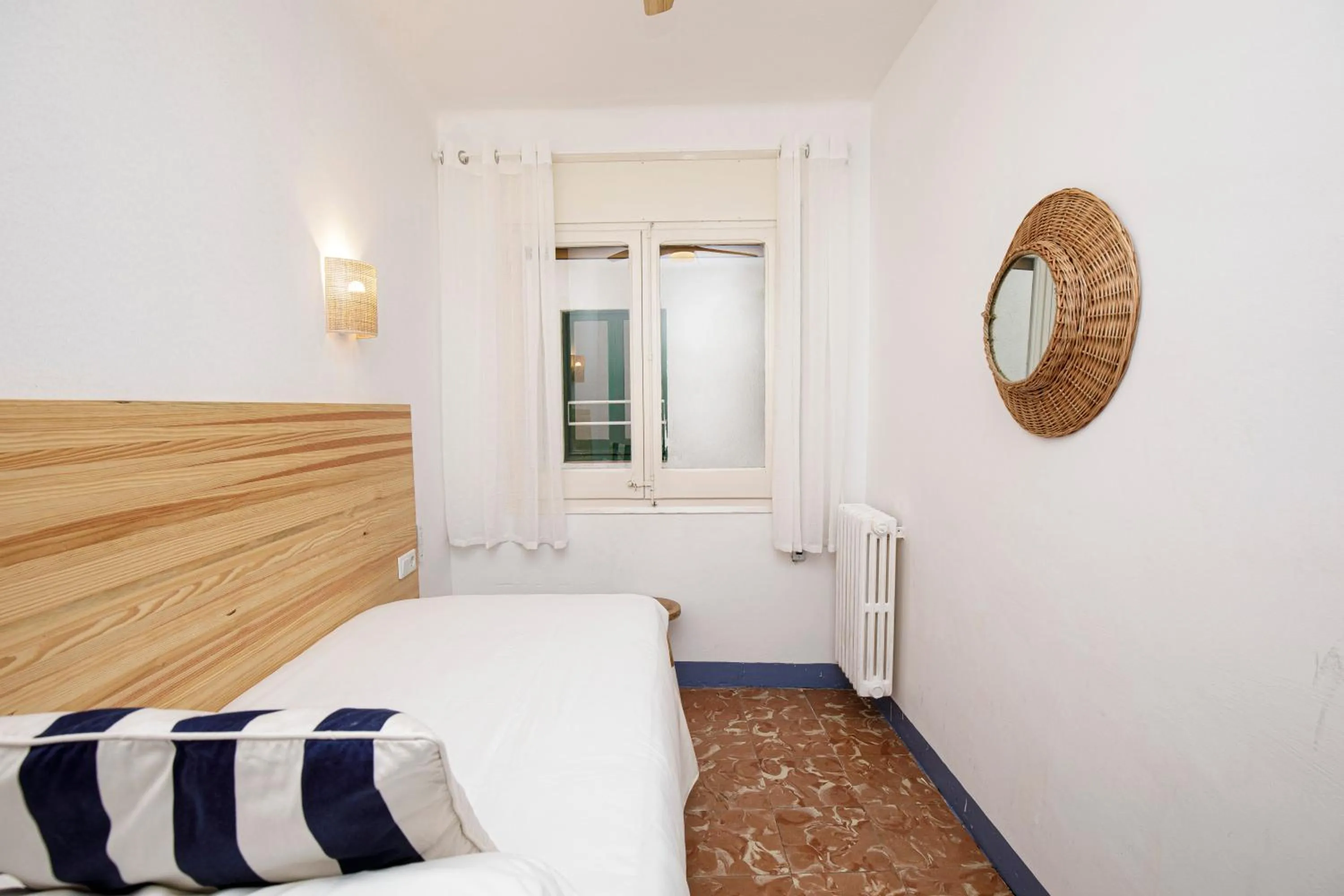 Bedroom, Bed in Hotel Casa Mas