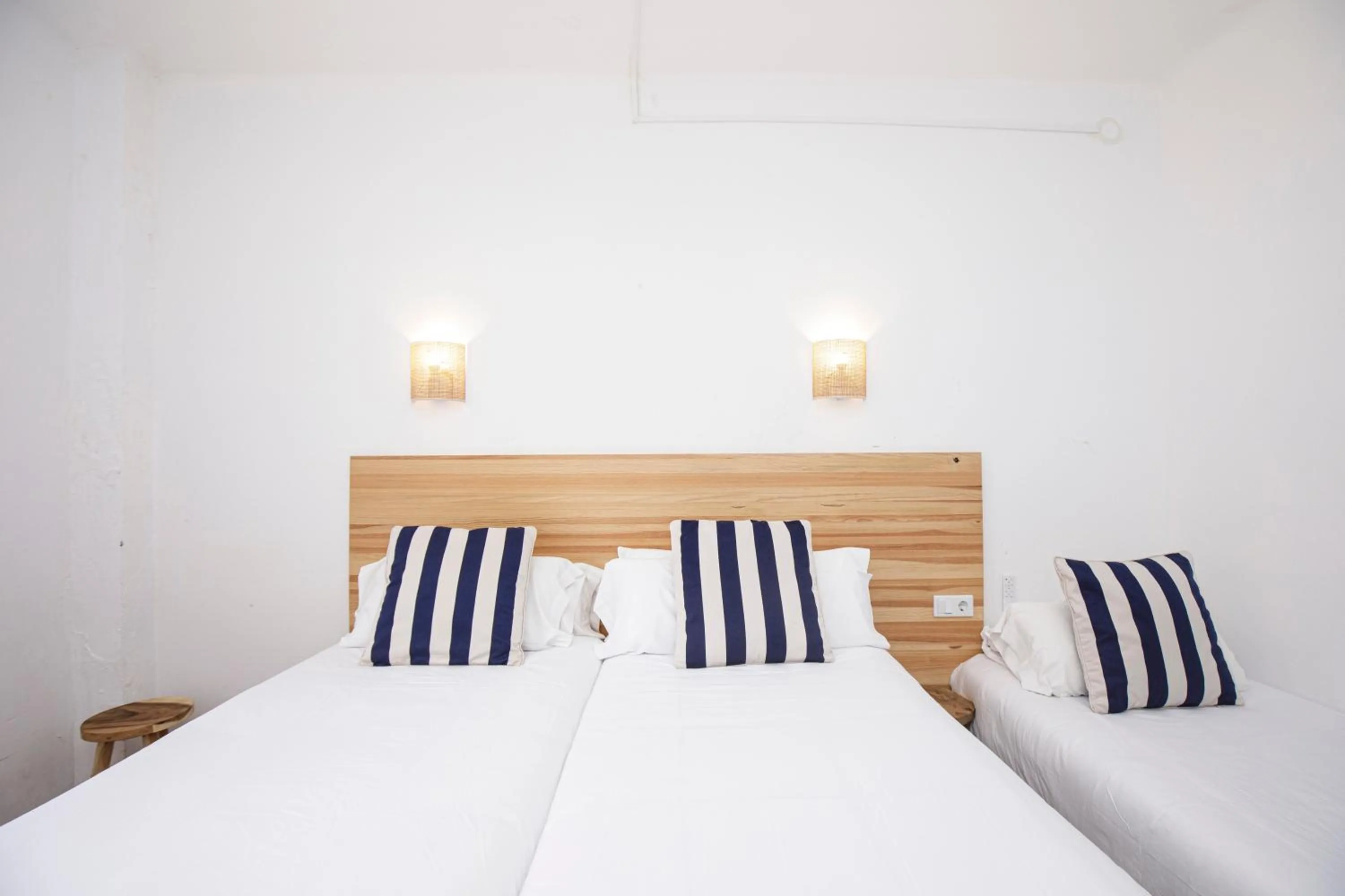 Bedroom, Bed in Hotel Casa Mas