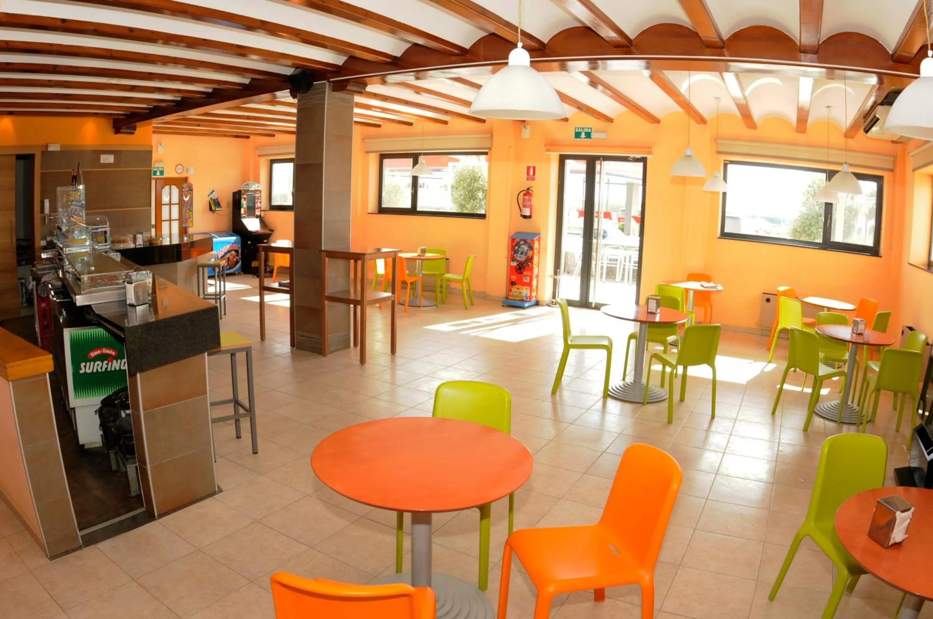 Lounge or bar in Hotel Simancas