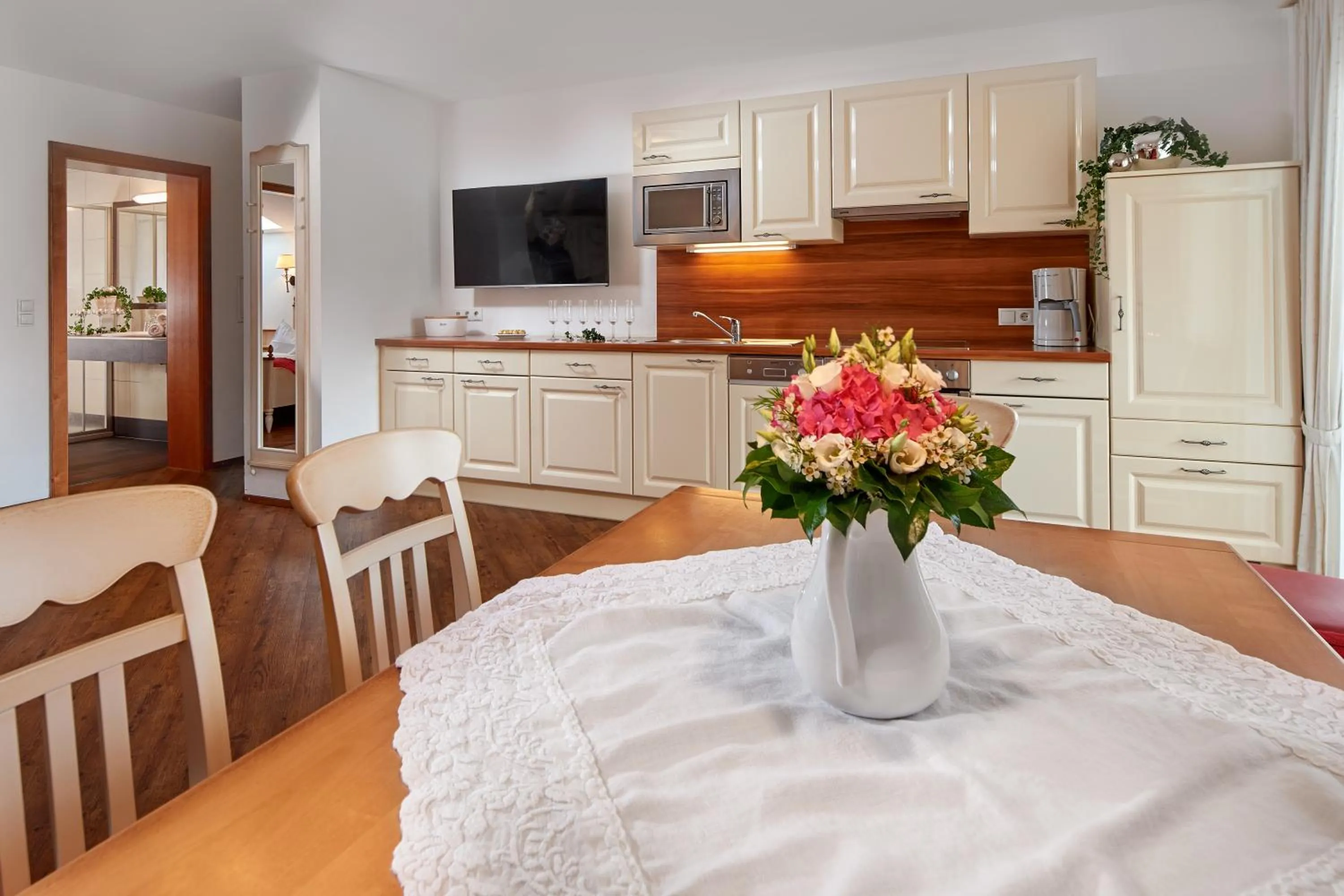 Kitchen or kitchenette in Aparthotel Dachsteinblick