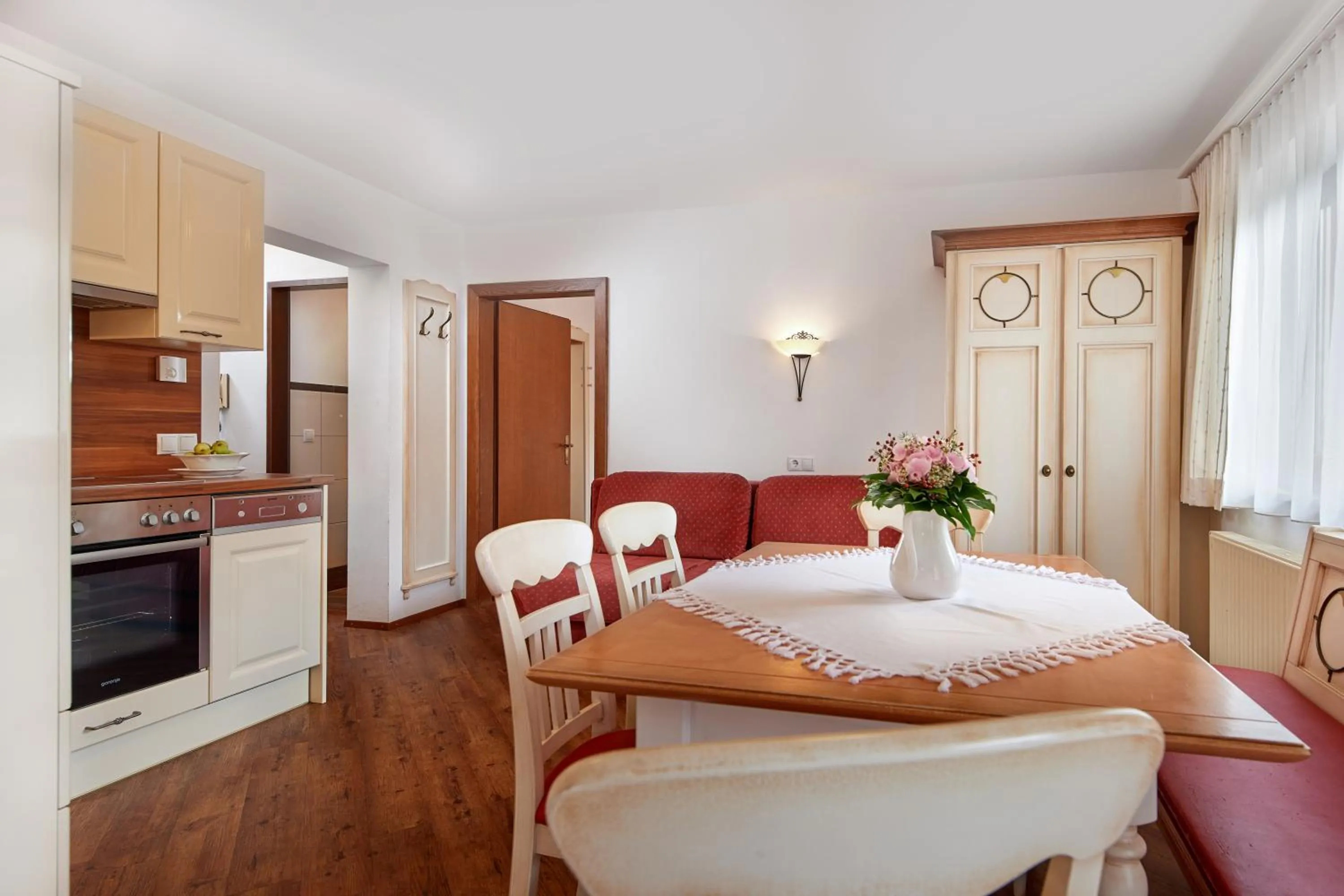 Kitchen or kitchenette in Aparthotel Dachsteinblick