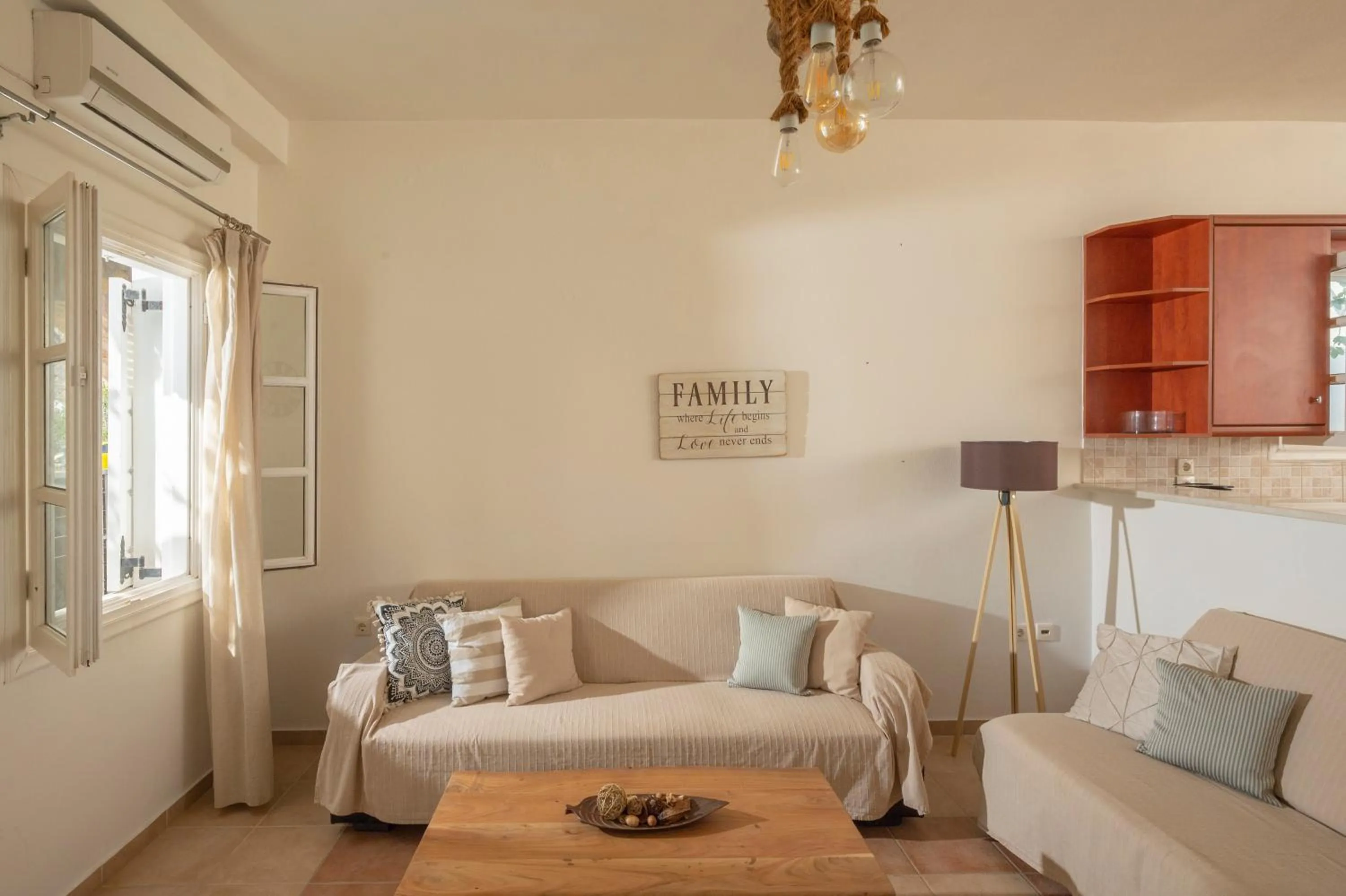 Living room in Loukas & Emma Eco Houses