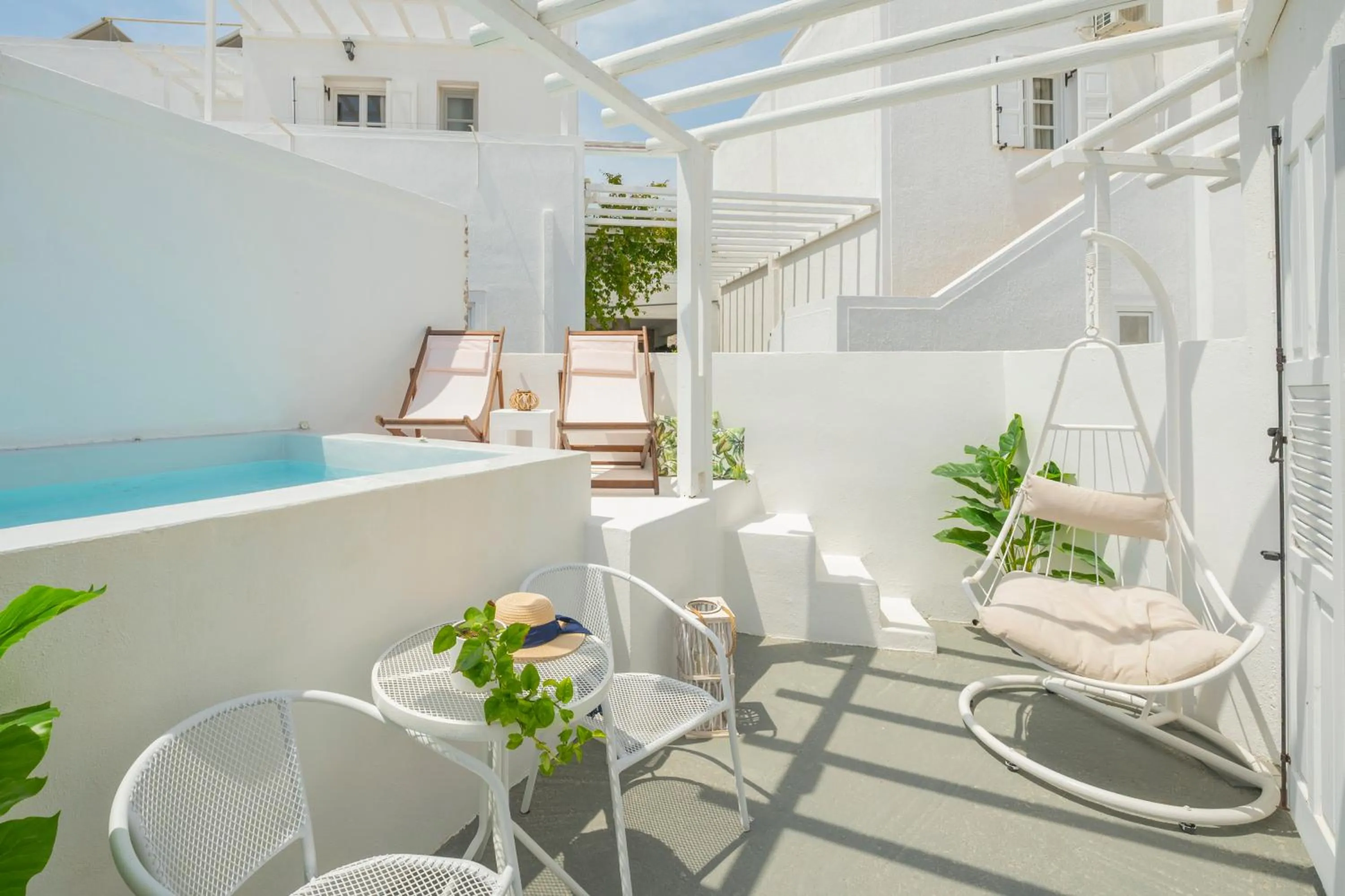 Patio in Loukas & Emma Eco Houses