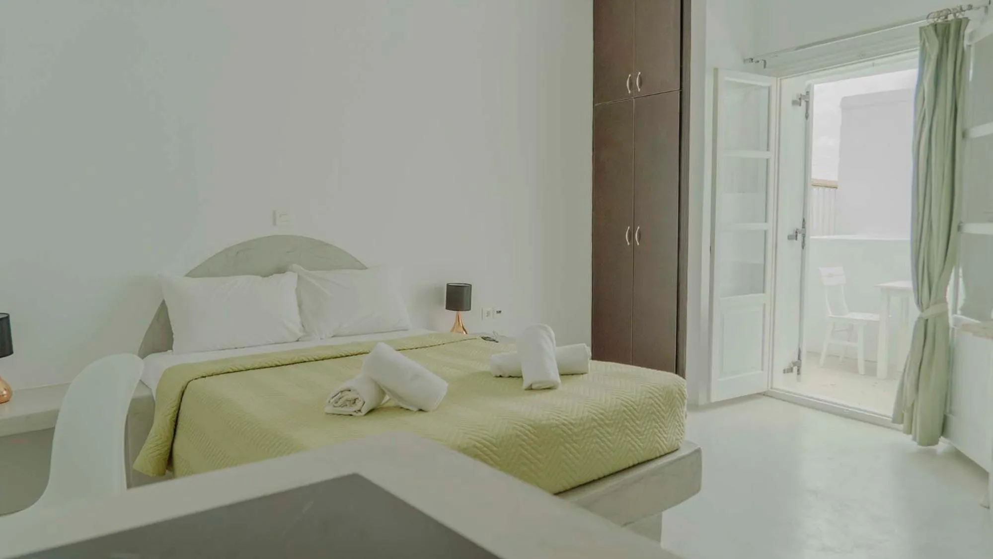 Bed in Loukas & Emma Eco Houses