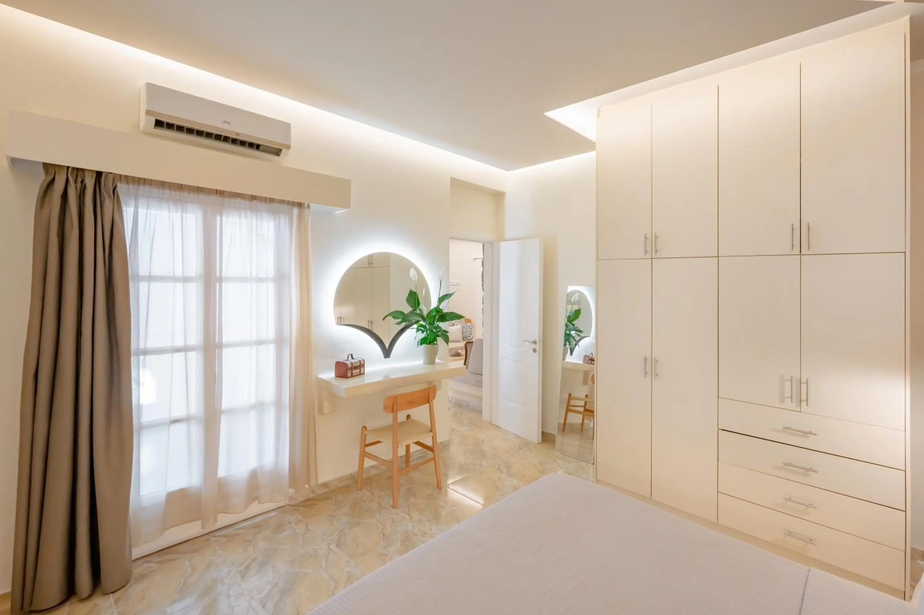 Bedroom, Bed in Loukas & Emma Eco Houses