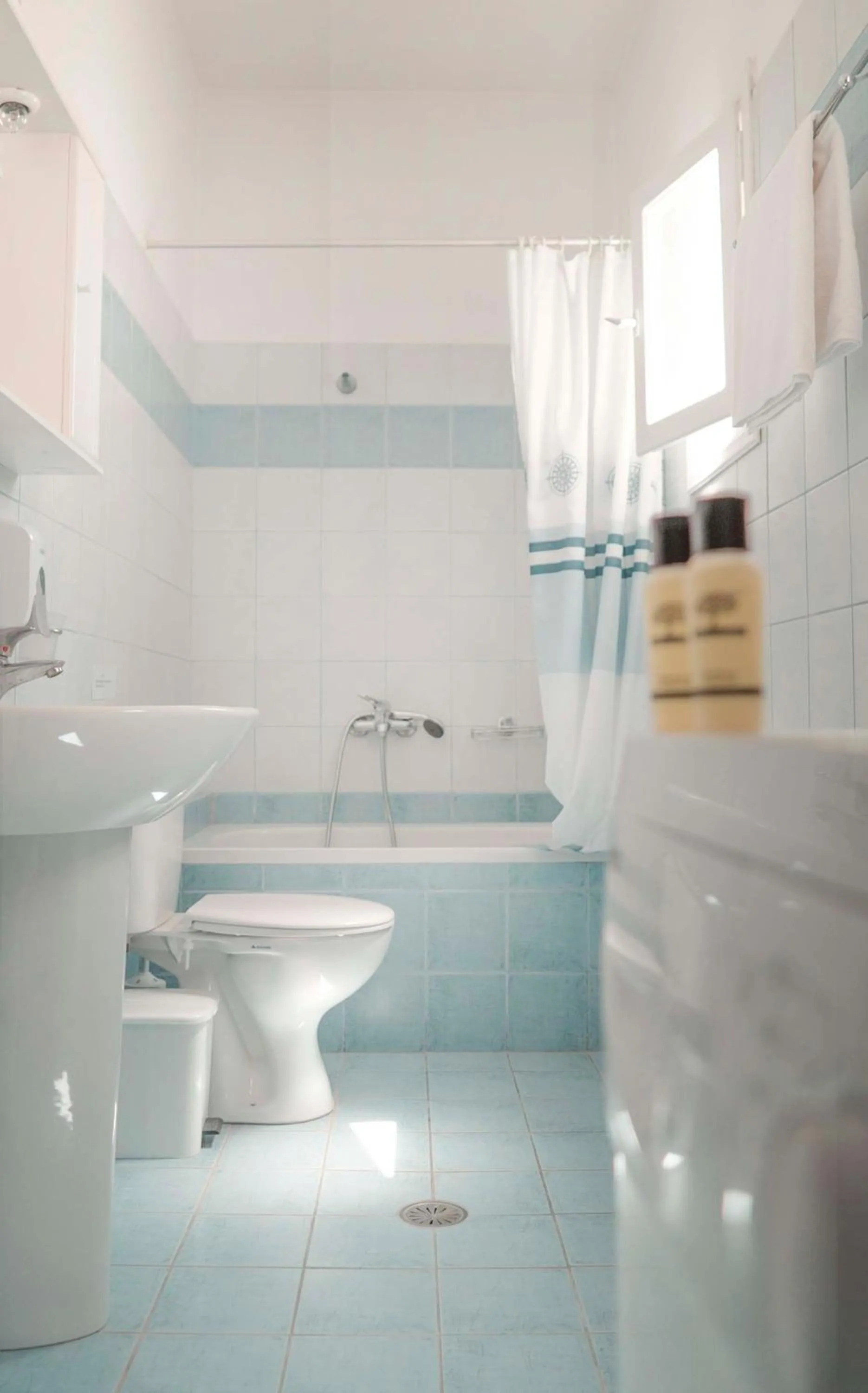 Shower in Loukas & Emma Eco Houses