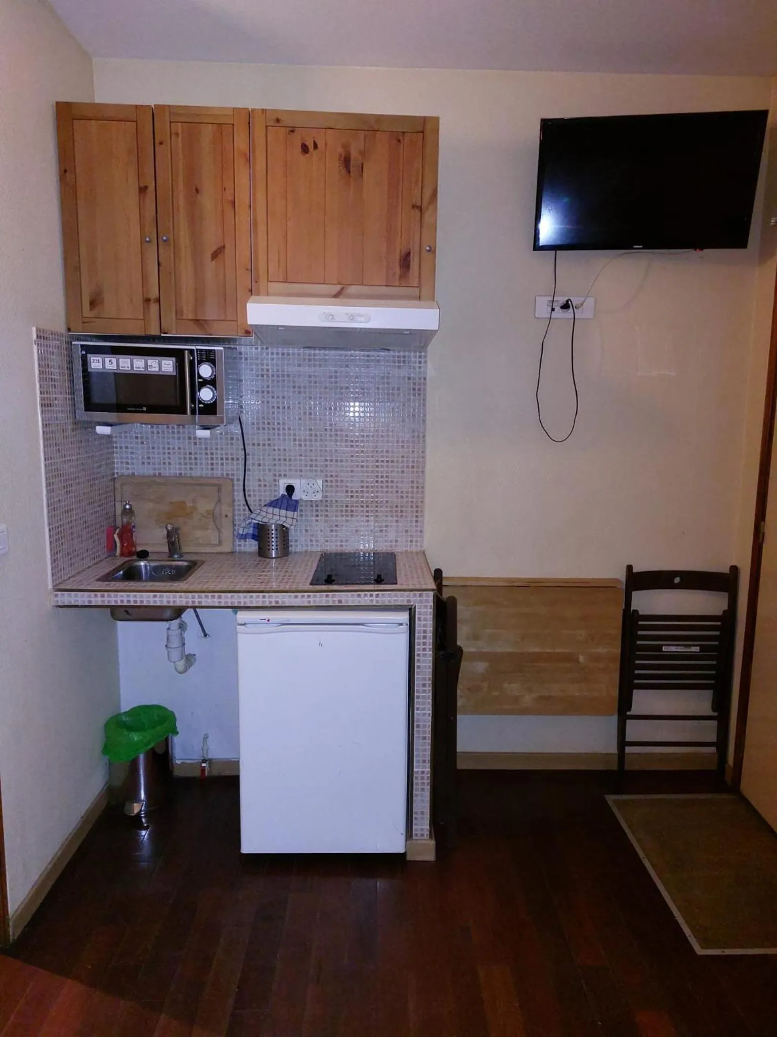 Kitchen or kitchenette in Résidence Molière Hôtel Paris Montrouge