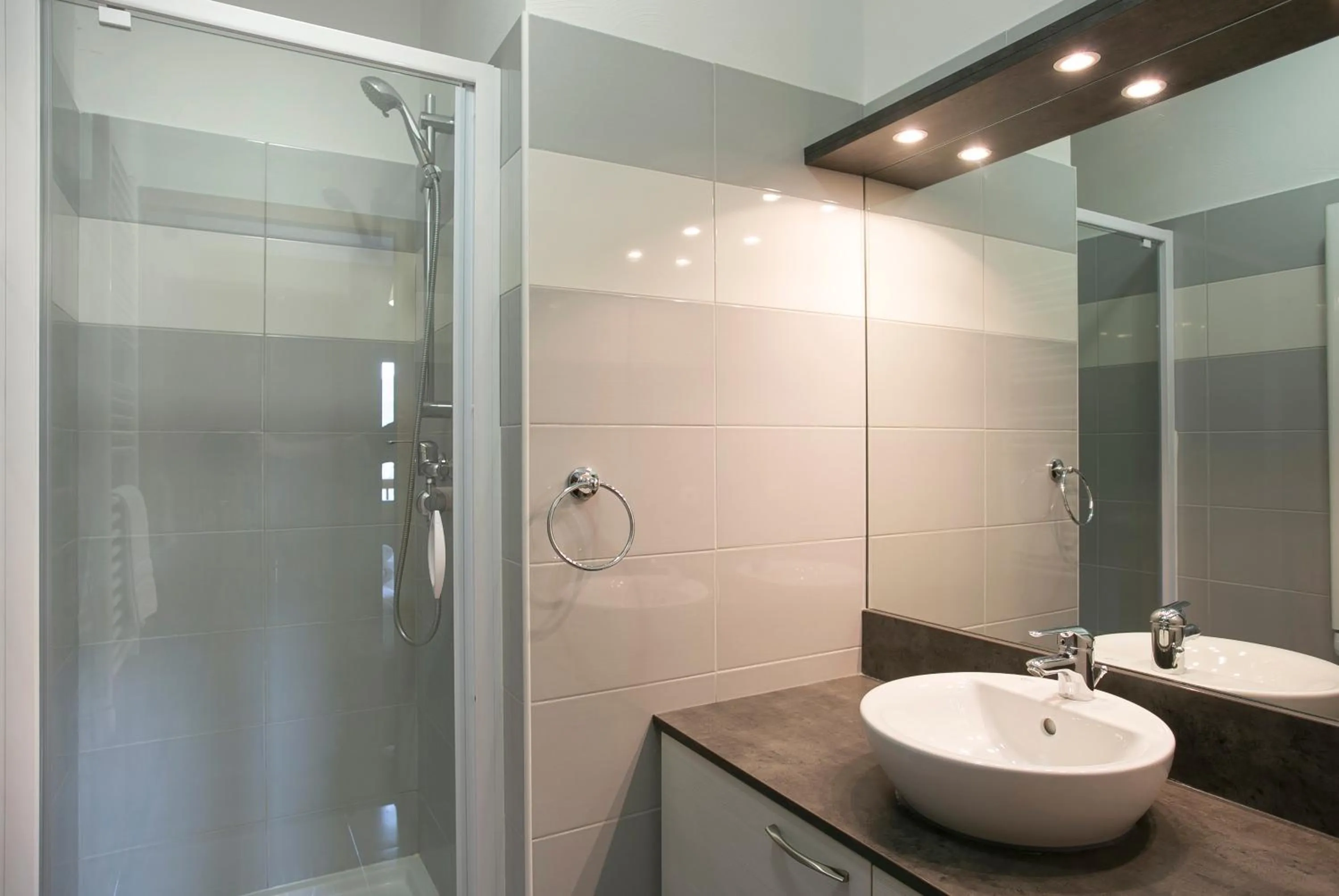 Shower in Résidence Club MMV L'Étoile des Cimes