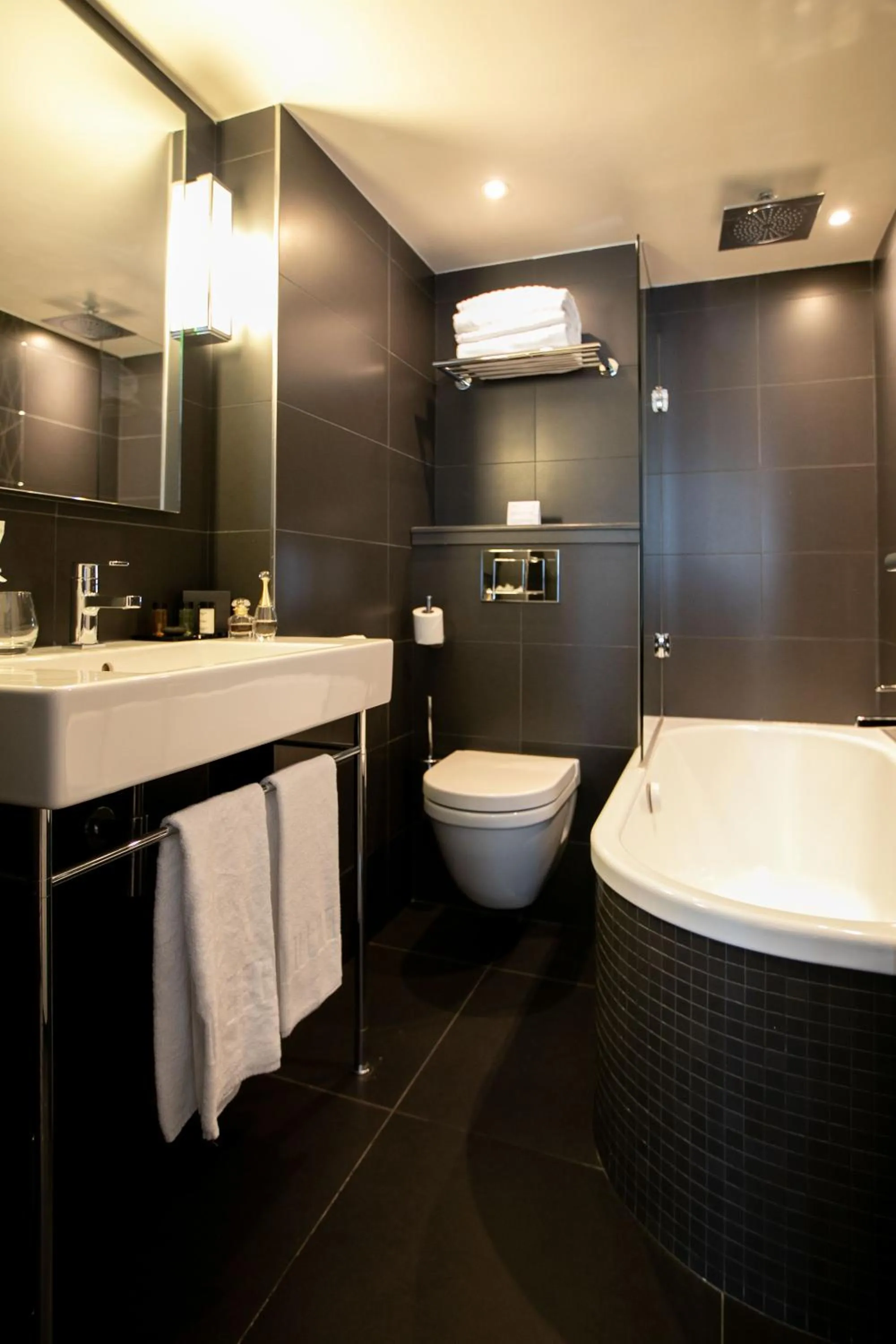 Bathroom in Le Grey Hotel