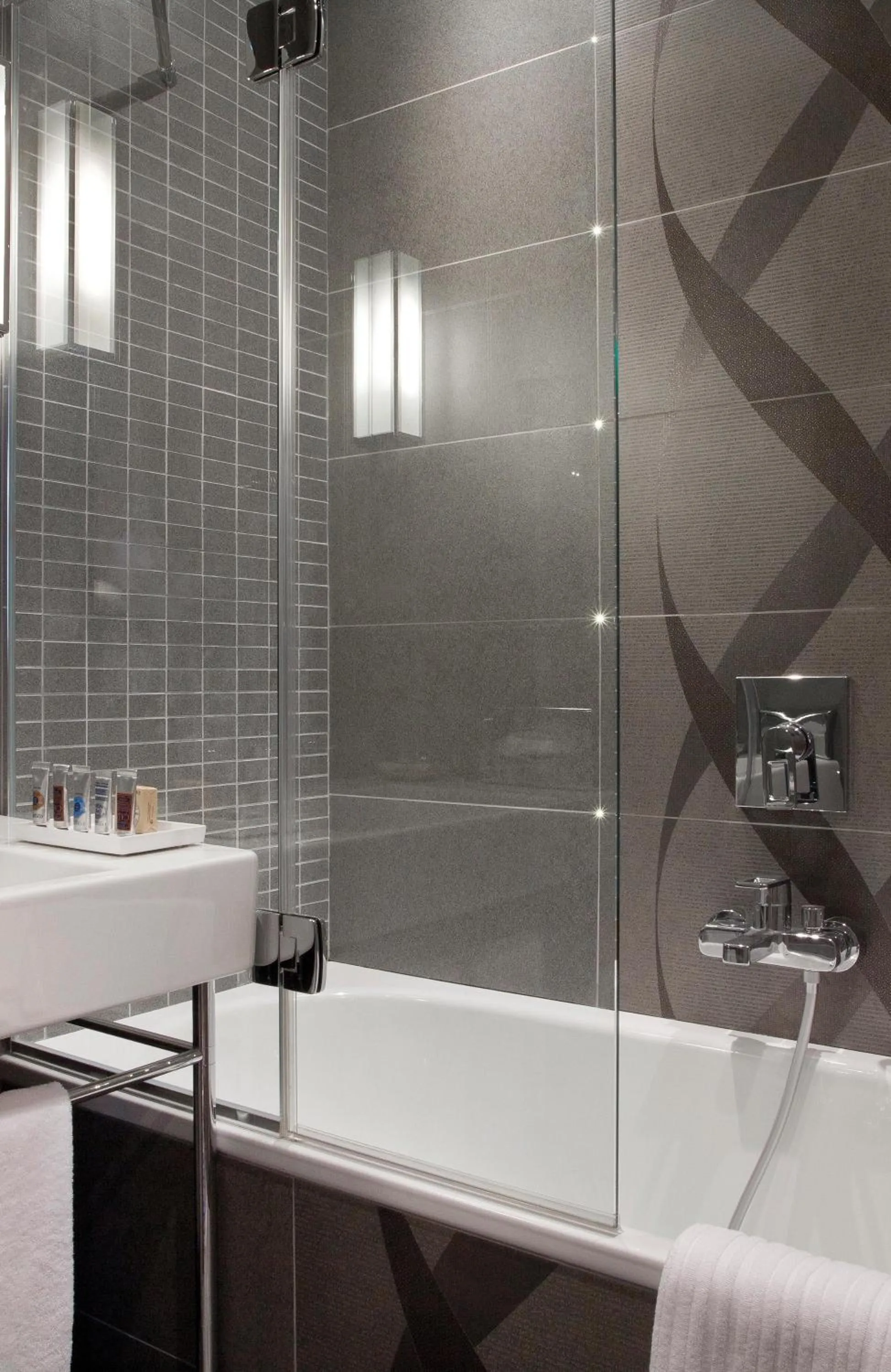 Bathroom in Le Grey Hotel