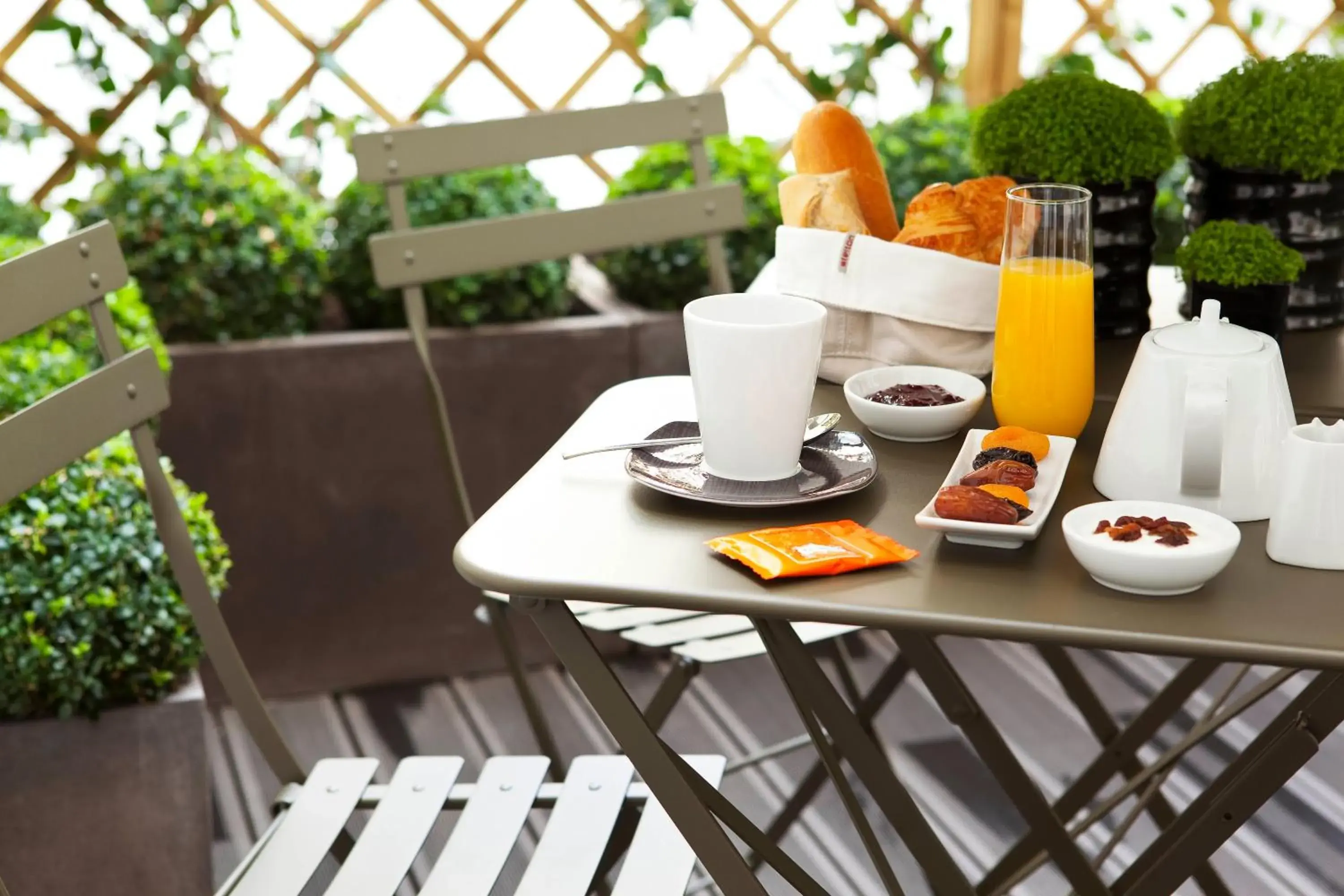 Privilege Double Room with balcony in Le Grey Hotel Privilege Double Room with balcony in Le Grey Hotel