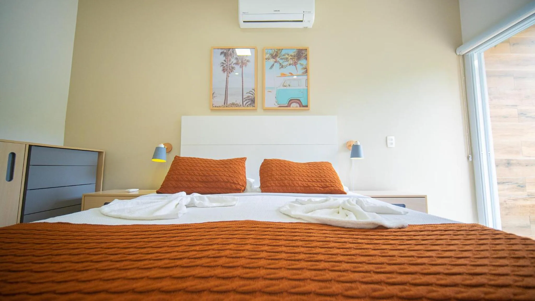 Bed in Residencial Las Salinas