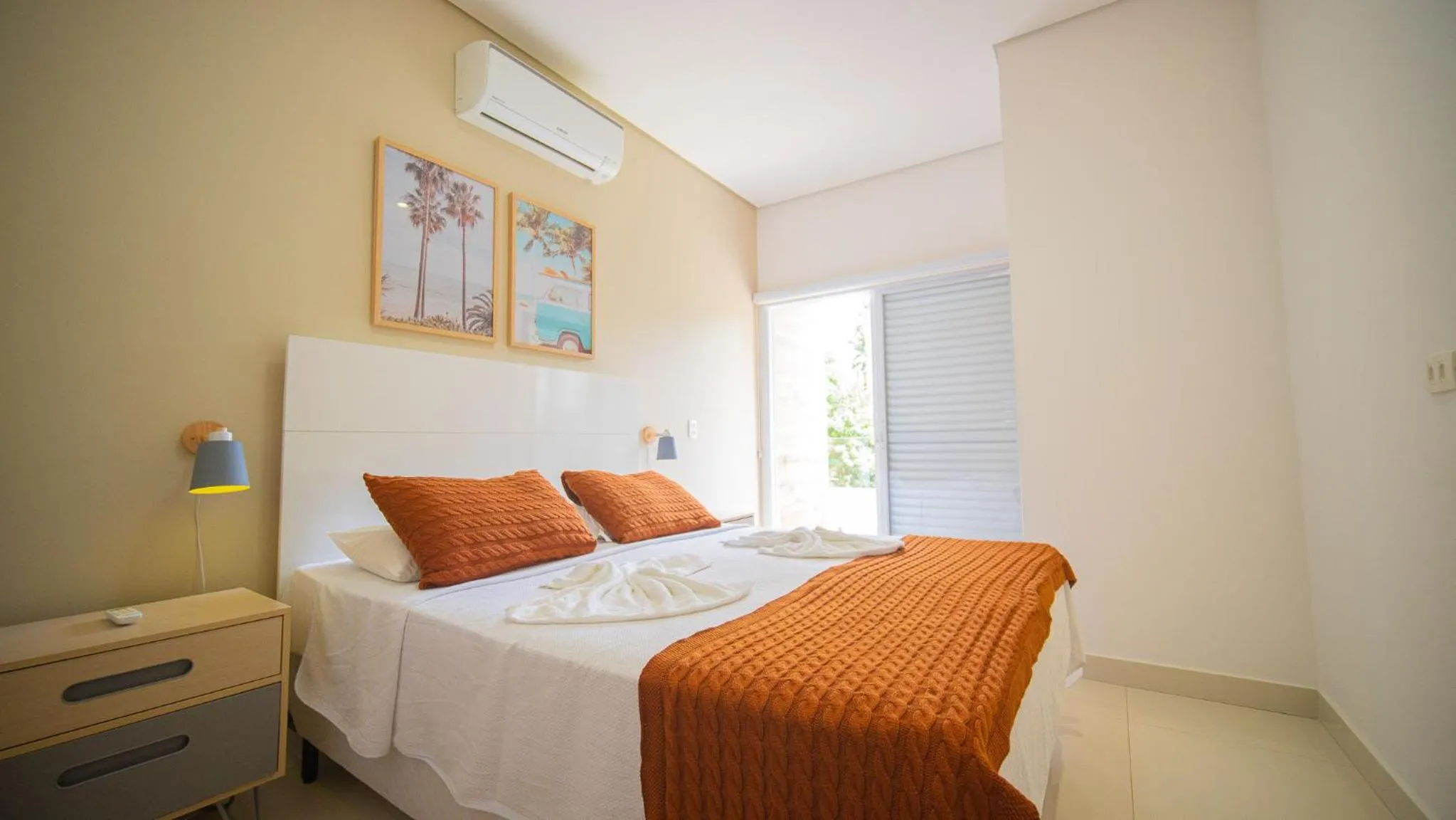 Bed in Residencial Las Salinas