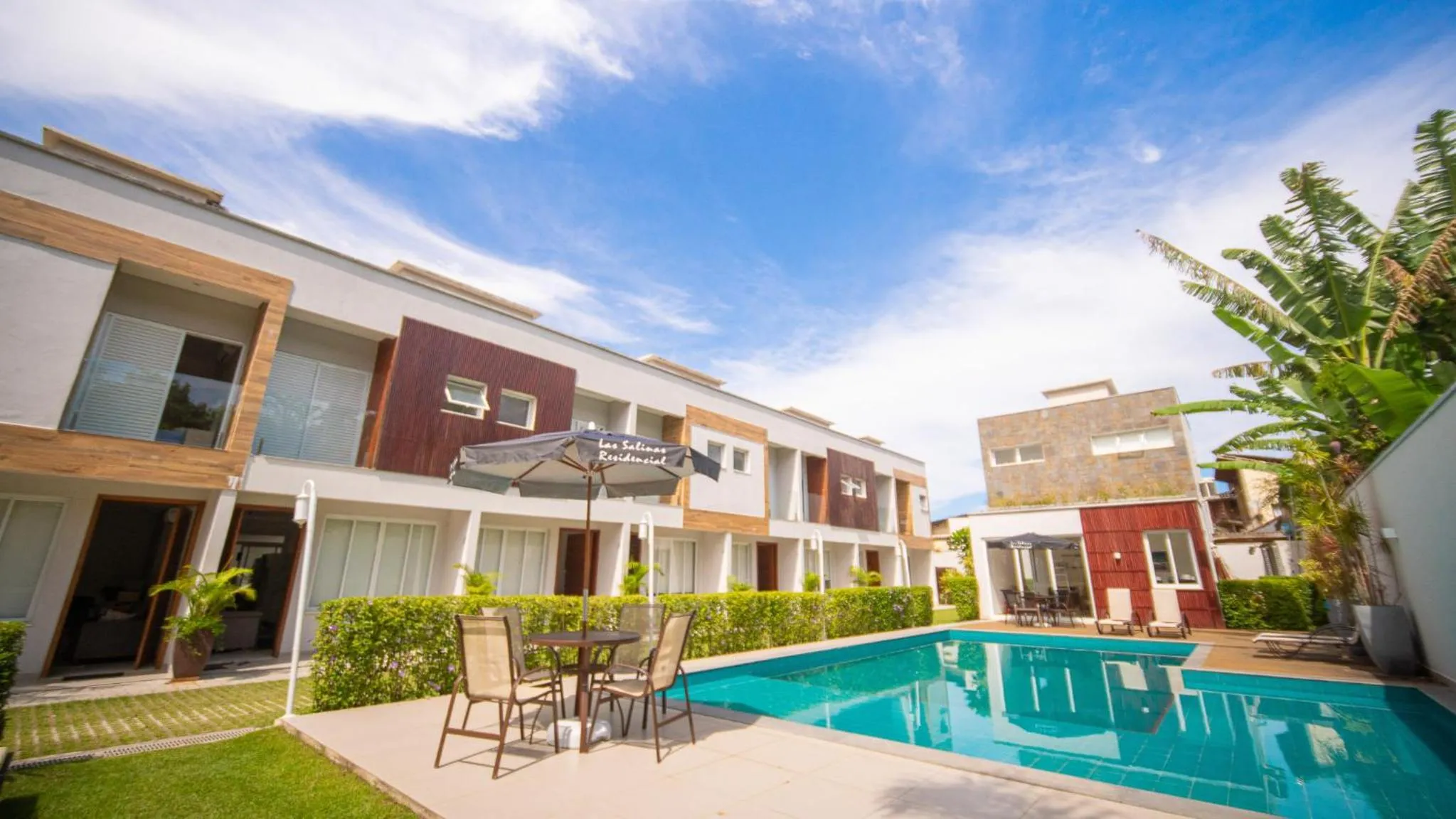 Swimming pool in Residencial Las Salinas