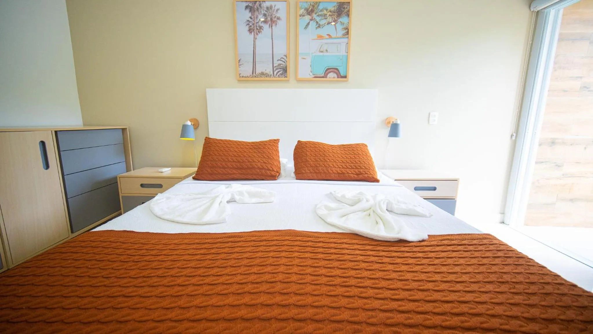 Bed in Residencial Las Salinas