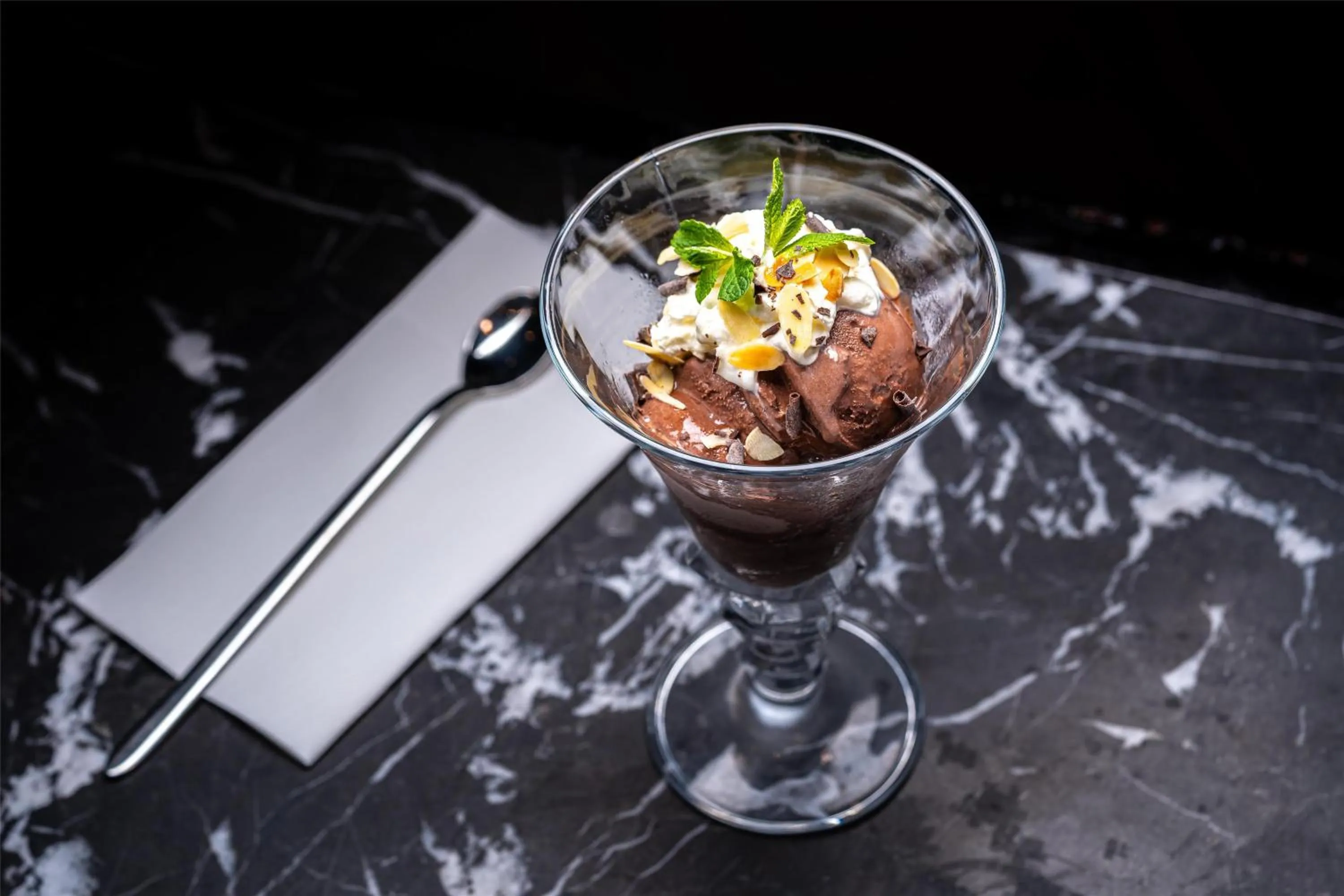 Food and drinks in Park Inn by Radisson Bucharest Hotel & Residence