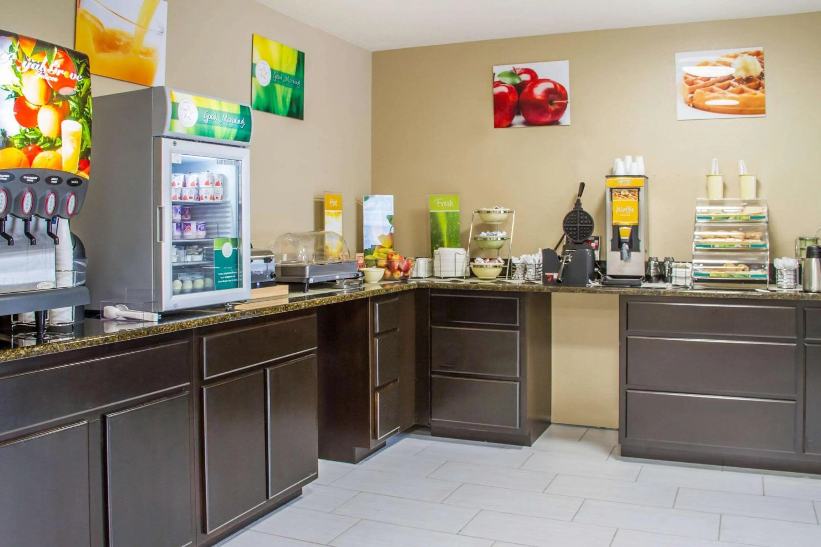 Restaurant/places to eat in Quality Inn & Suites Maggie Valley - Cherokee Area