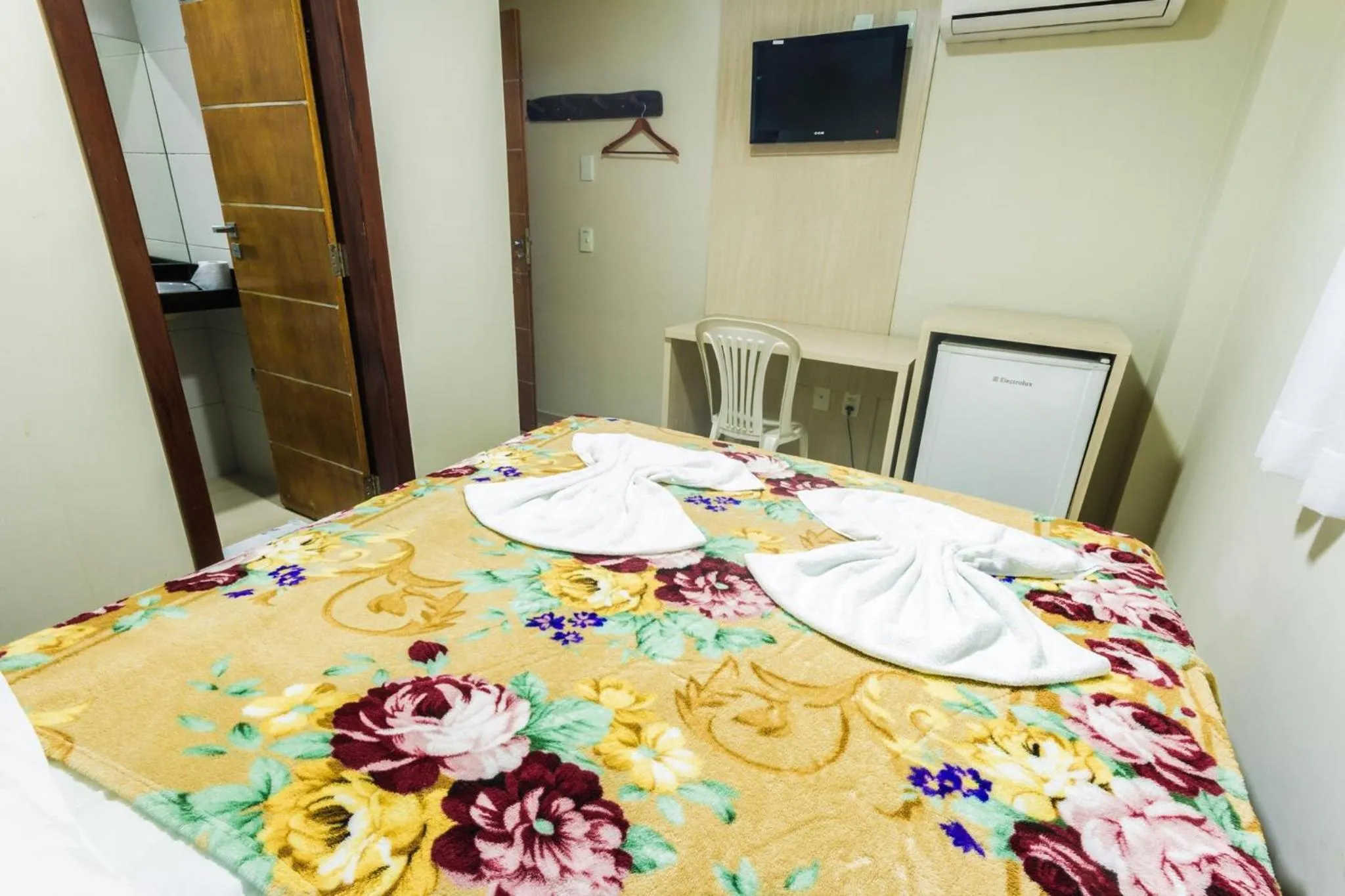 Photo of the whole room, Bed in Hotel Litoral Fortaleza