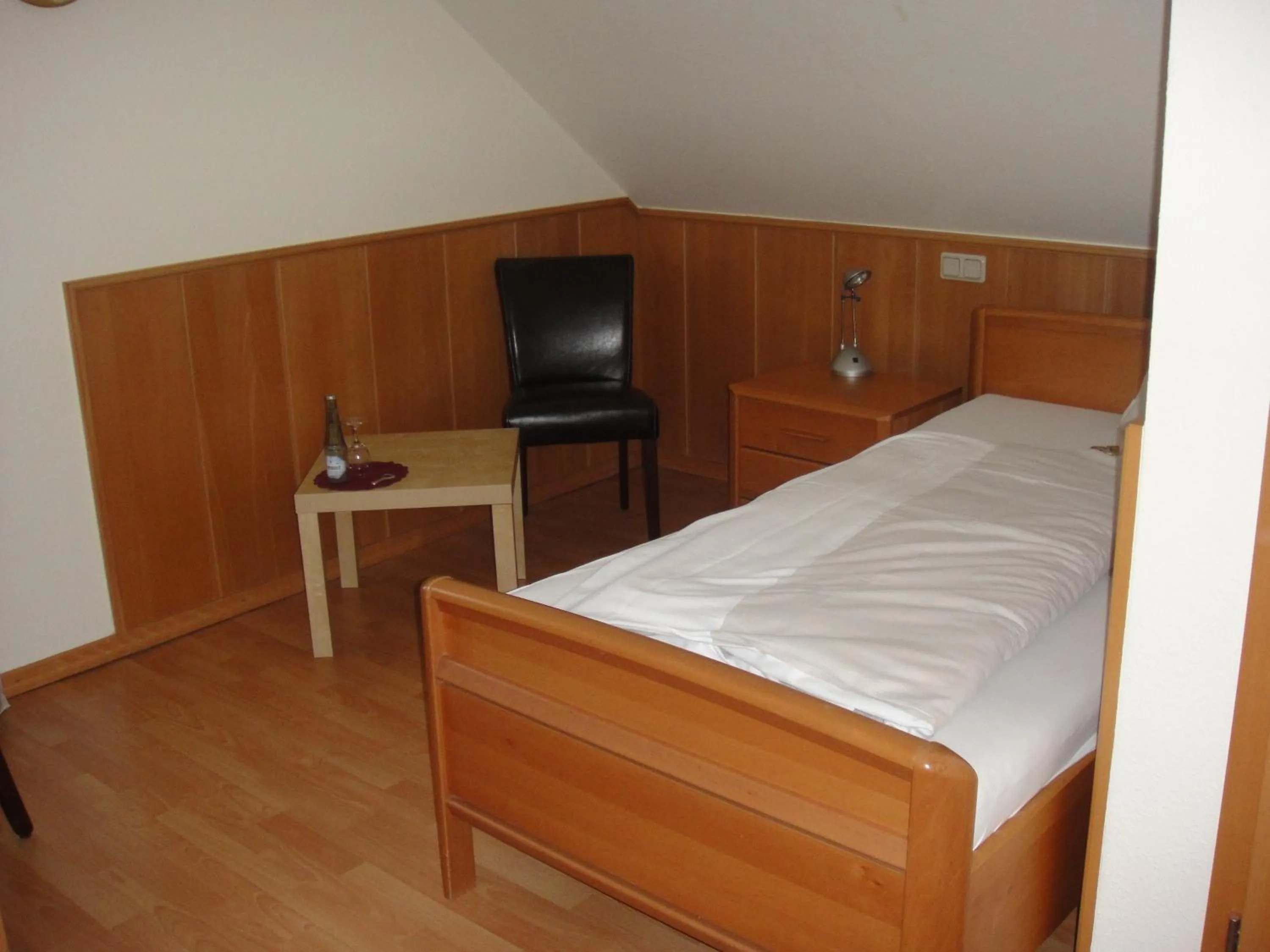 Bed in Hotel Restaurant zum Schlossberg