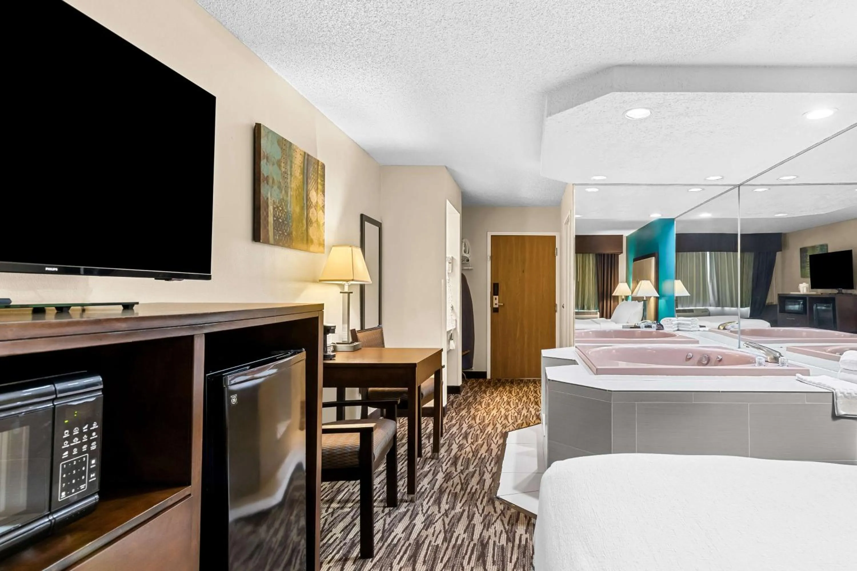 Bedroom, Bed in Best Western Baraboo Inn