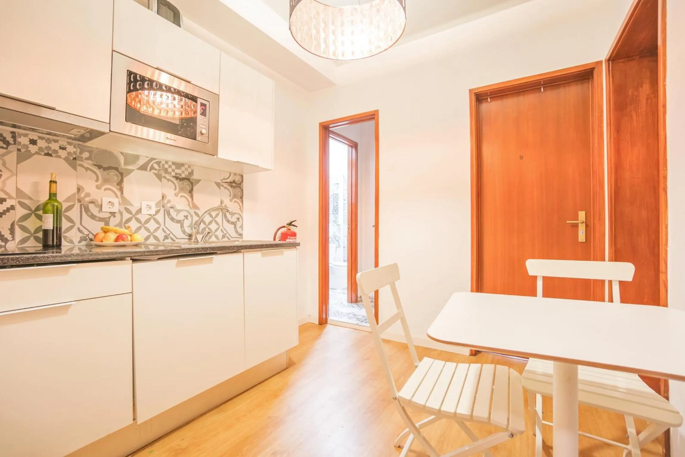 Kitchen or kitchenette in Vistas de Lisboa Hostel