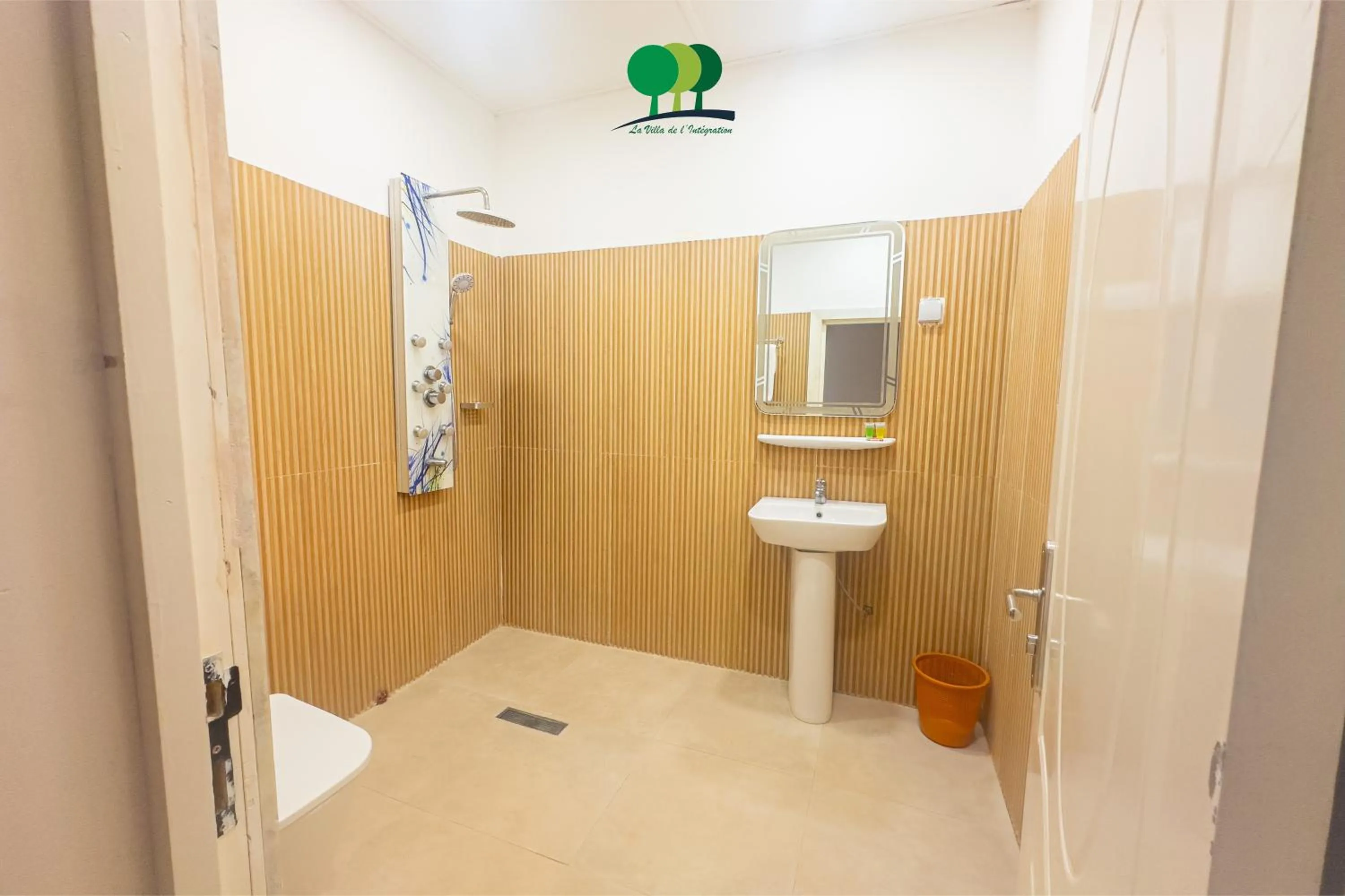 Bathroom in VILLA DE L'INTEGRATION