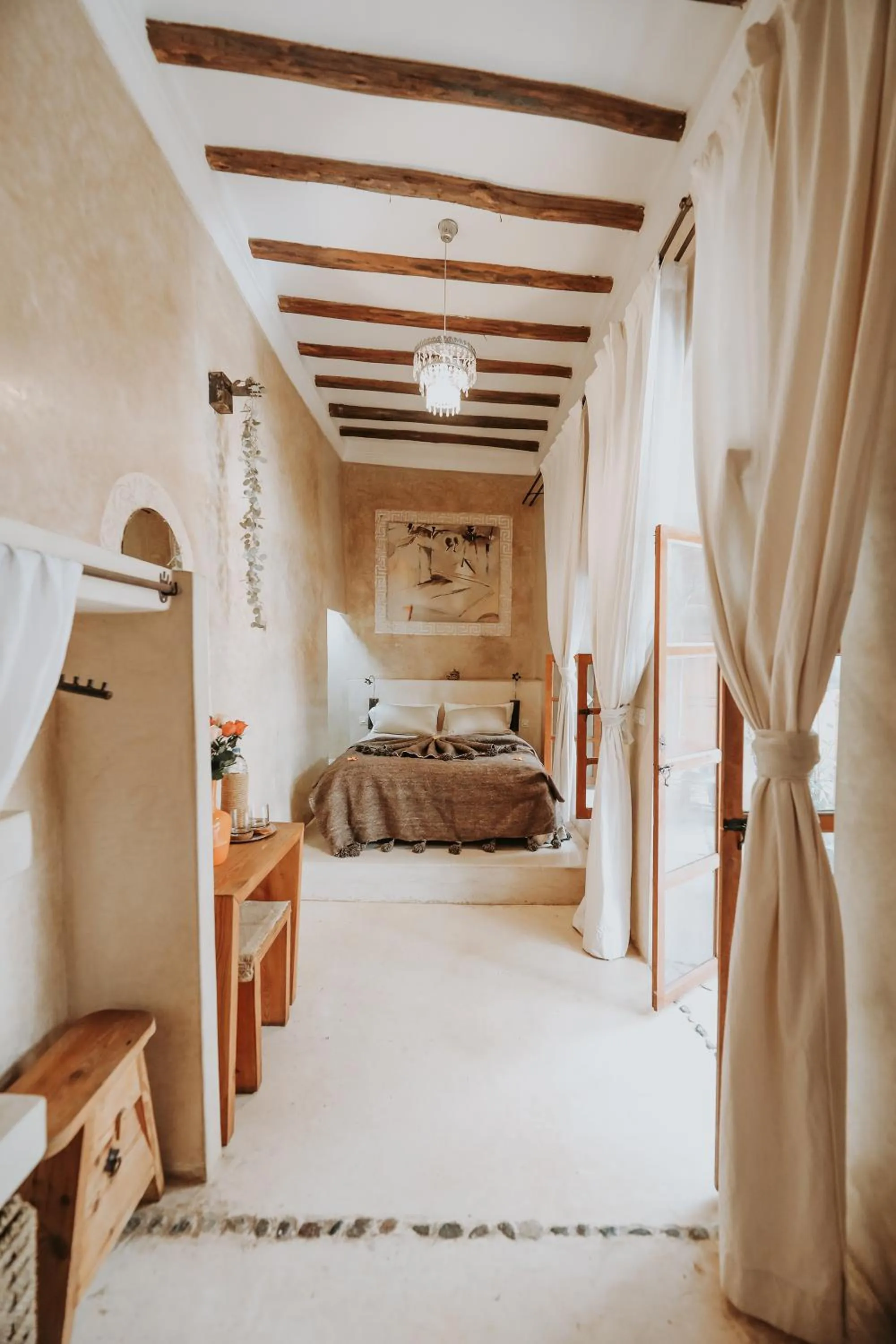 Photo of the whole room, Bed in Dar Nour el Houda