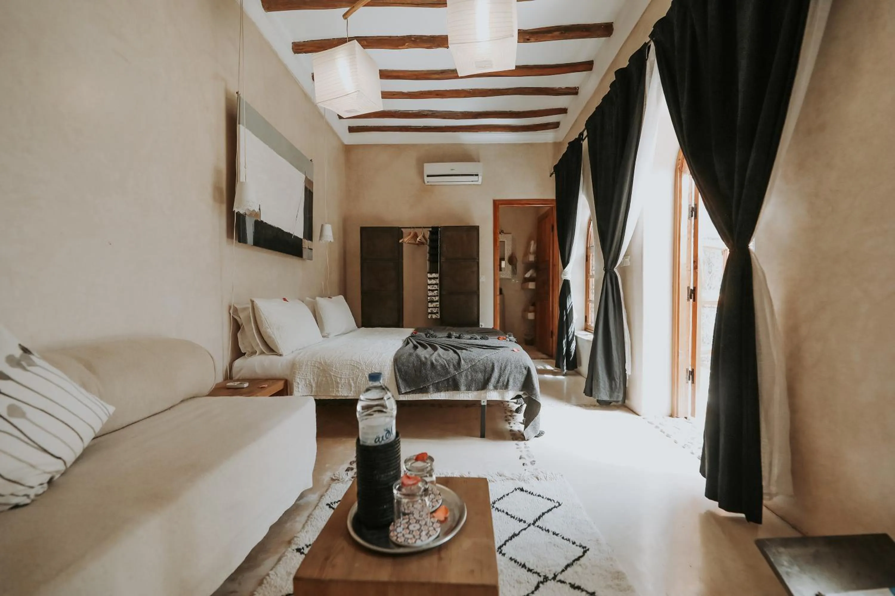 Bed in Dar Nour el Houda