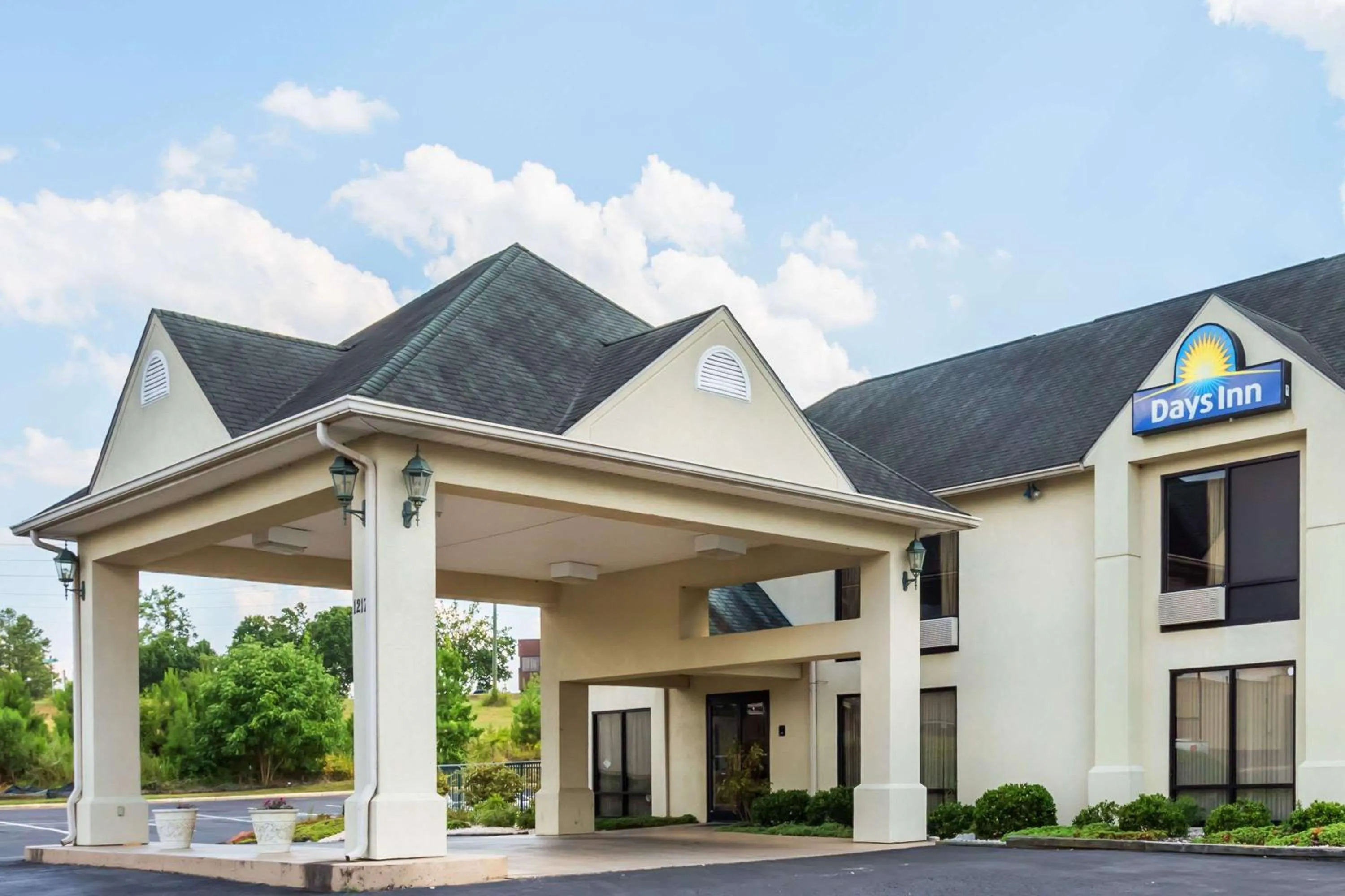 Property building in Days Inn by Wyndham Sanford