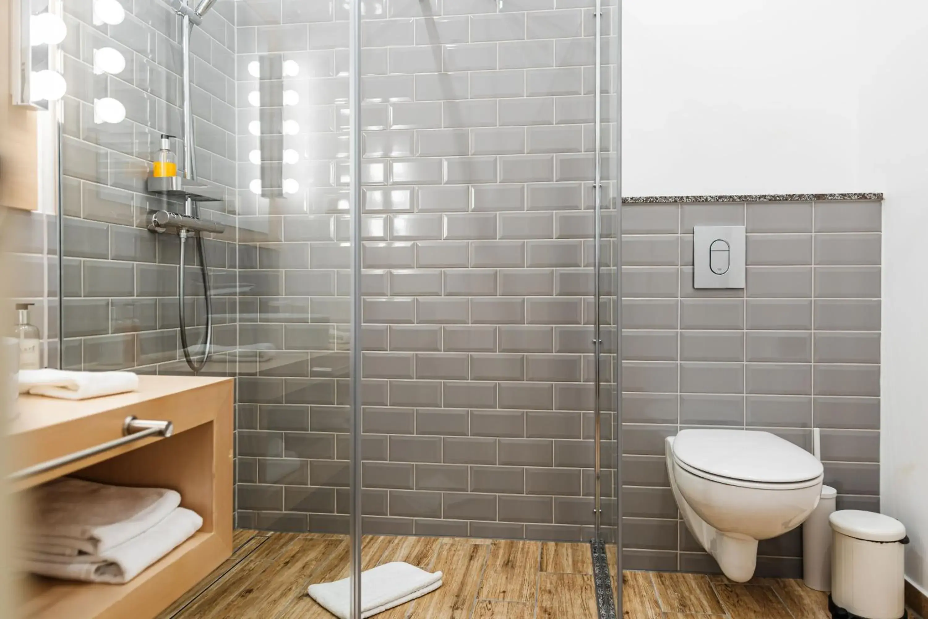 Large Twin Room in Hotel Casa Luxemburg Large Twin Room in Hotel Casa Luxemburg