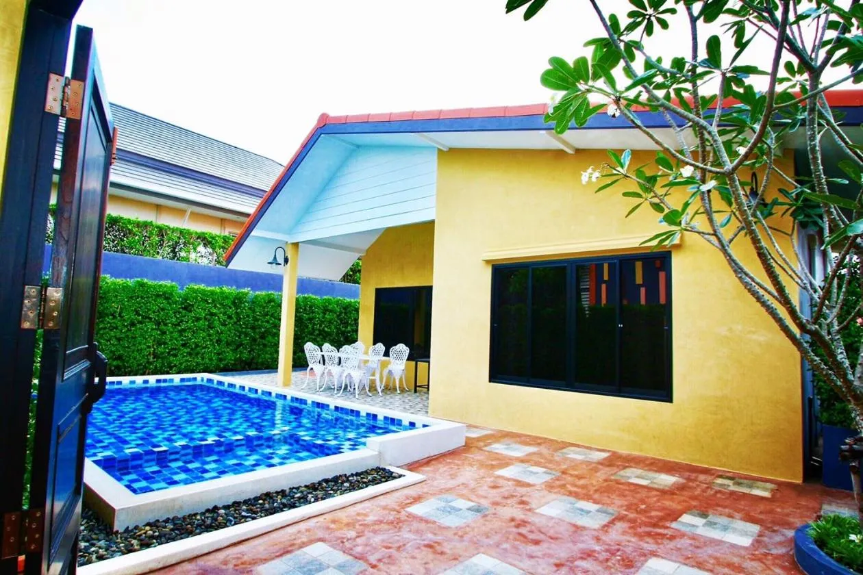 Swimming pool in Baan Noppadol Hua Hin Loft