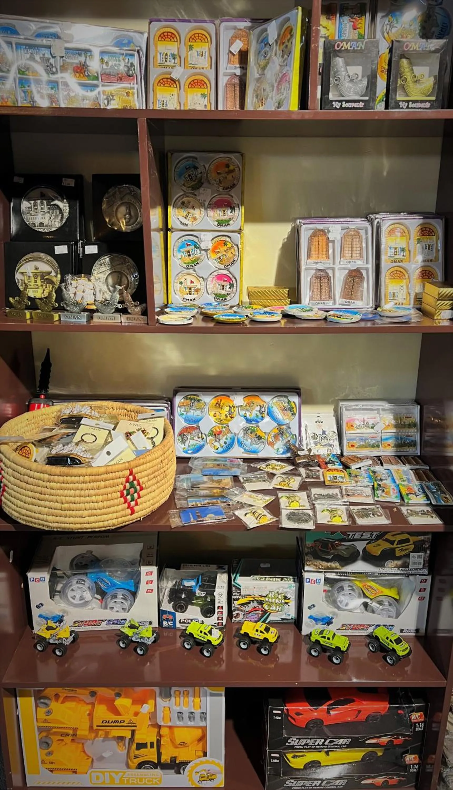 On-site shops in Arabian Oryx Camp