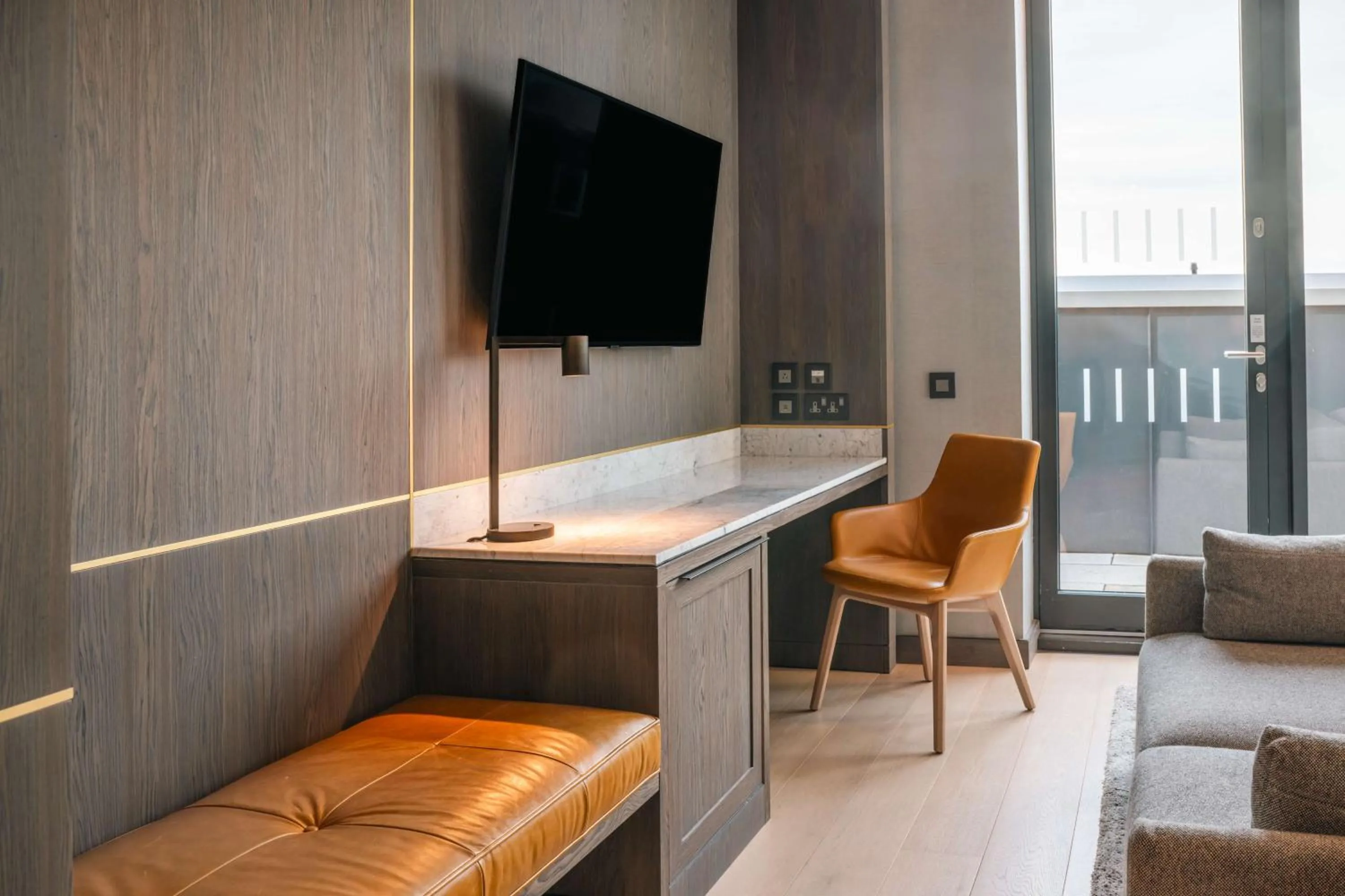 Photo of the whole room in Radisson Blu Royal Hotel Dublin