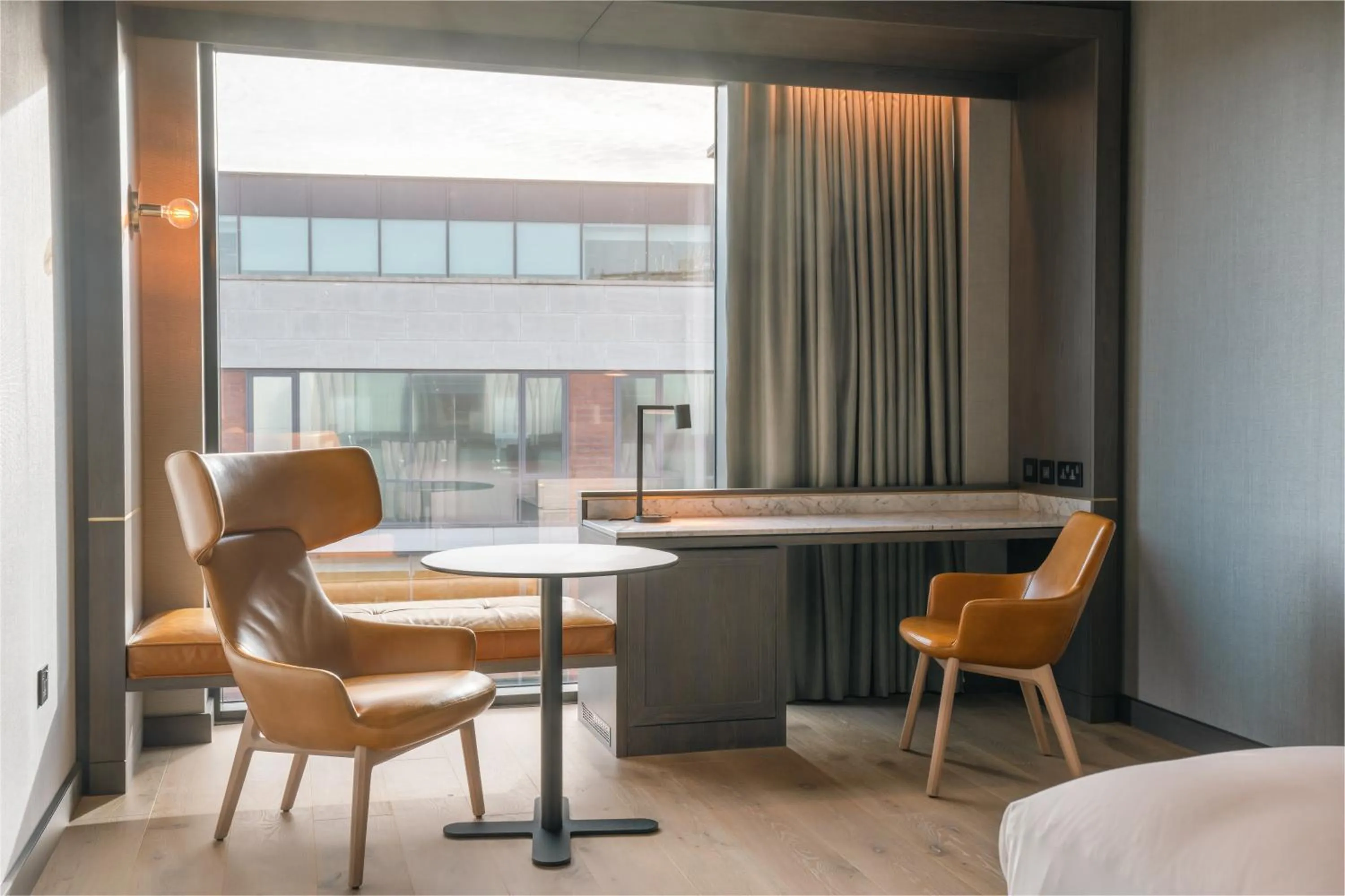 Living room in Radisson Blu Royal Hotel Dublin