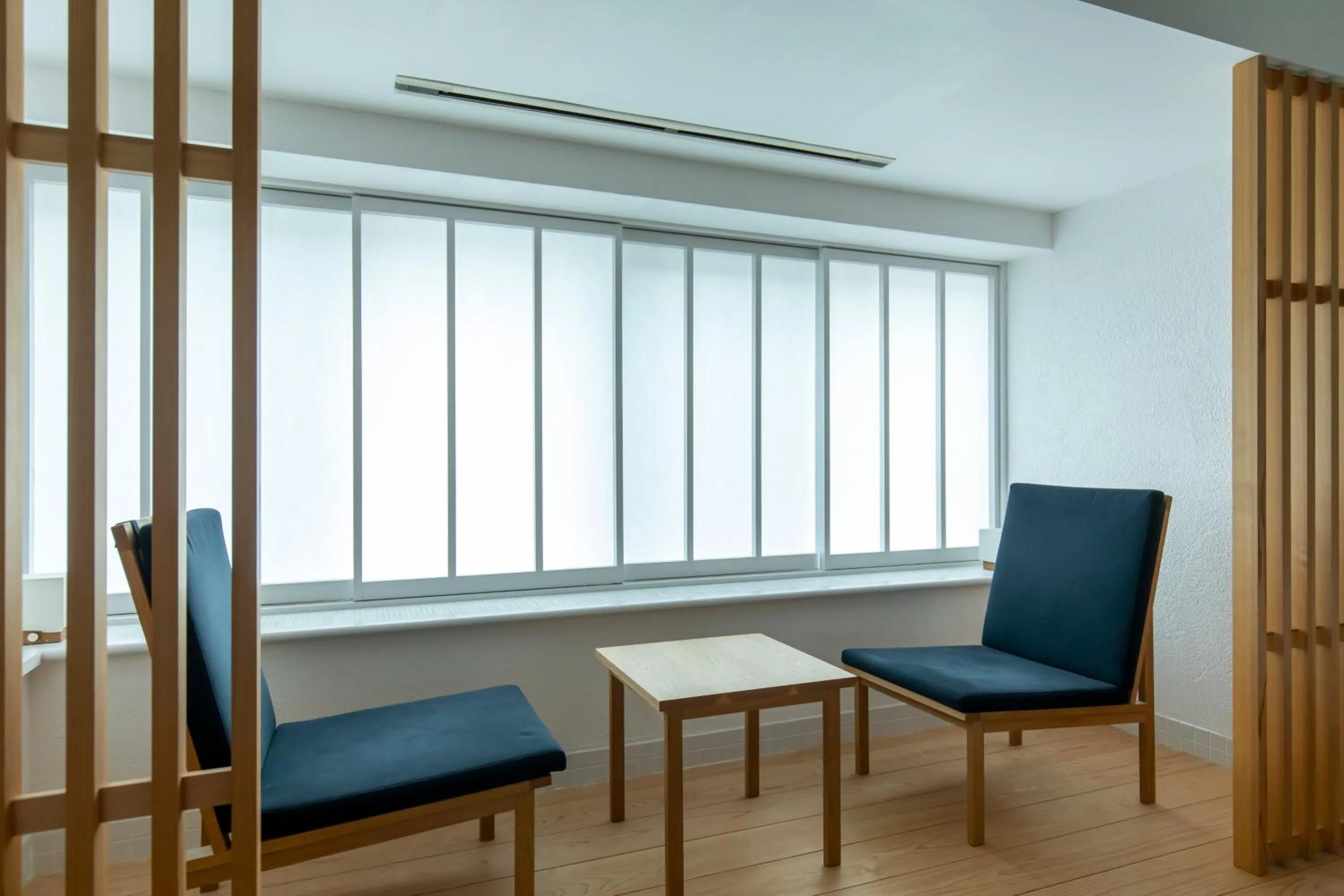 Photo of the whole room in Sensui