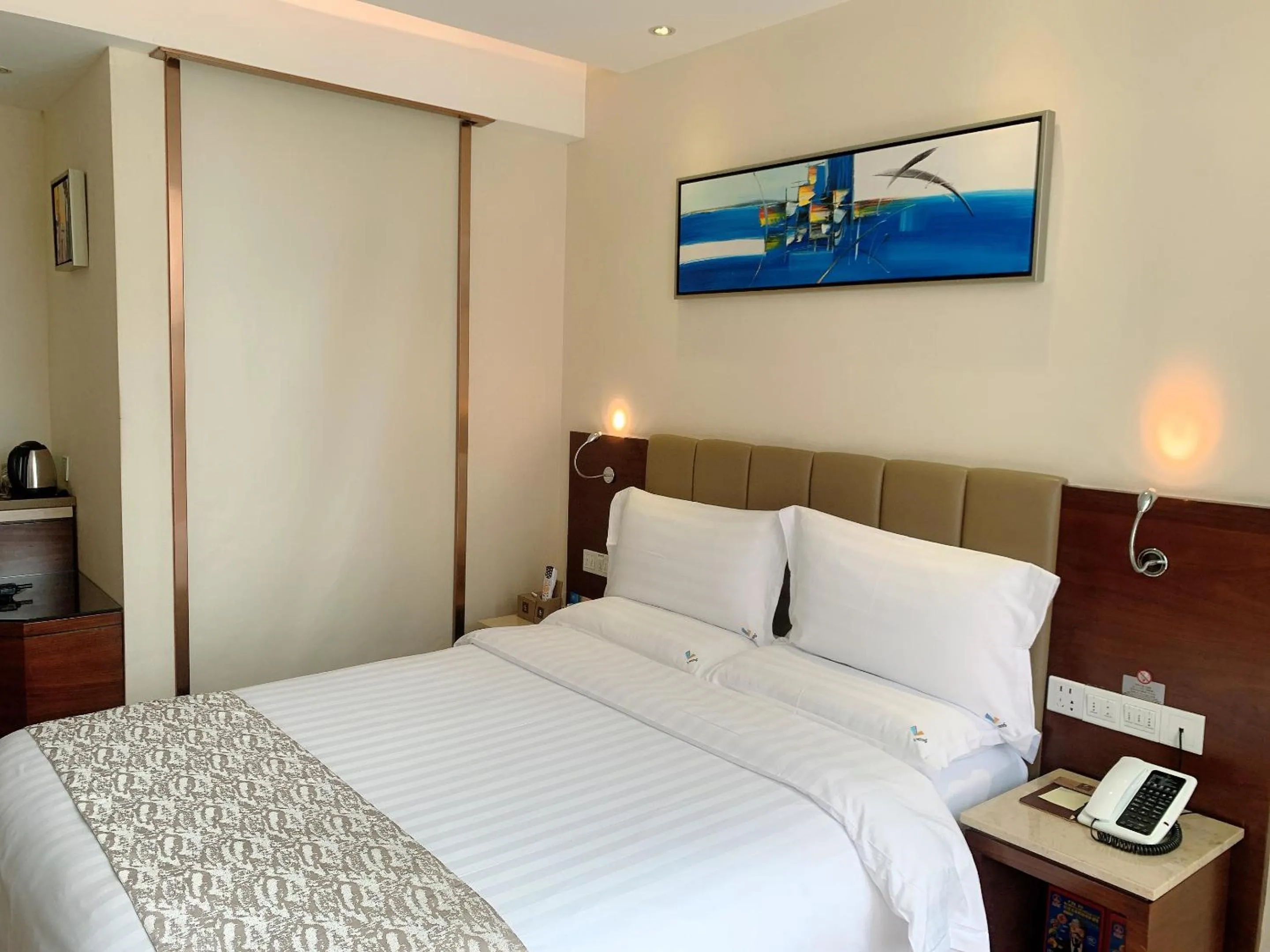 L Hotel - Changsheng Branch