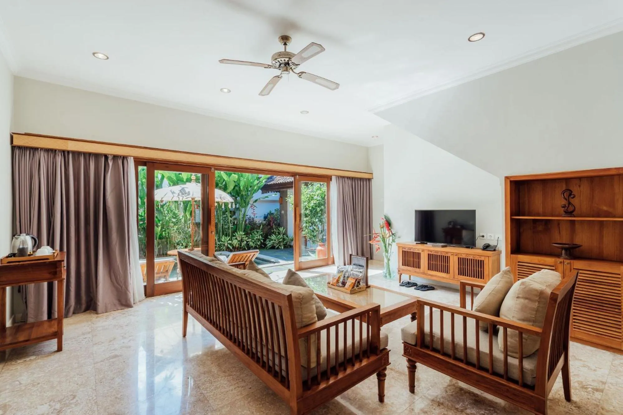 Living room in Desa Swan Villas & SPA, Keramas
