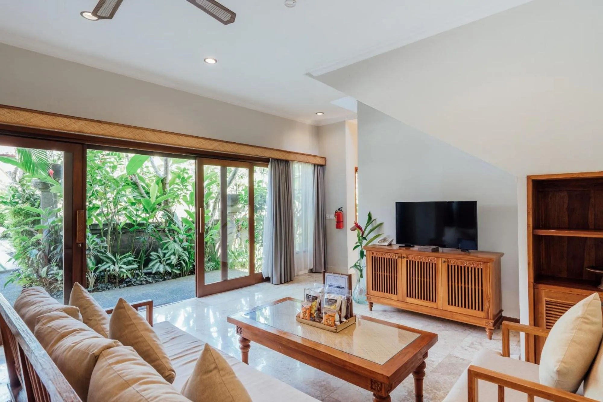 Living room in Desa Swan Villas & SPA, Keramas