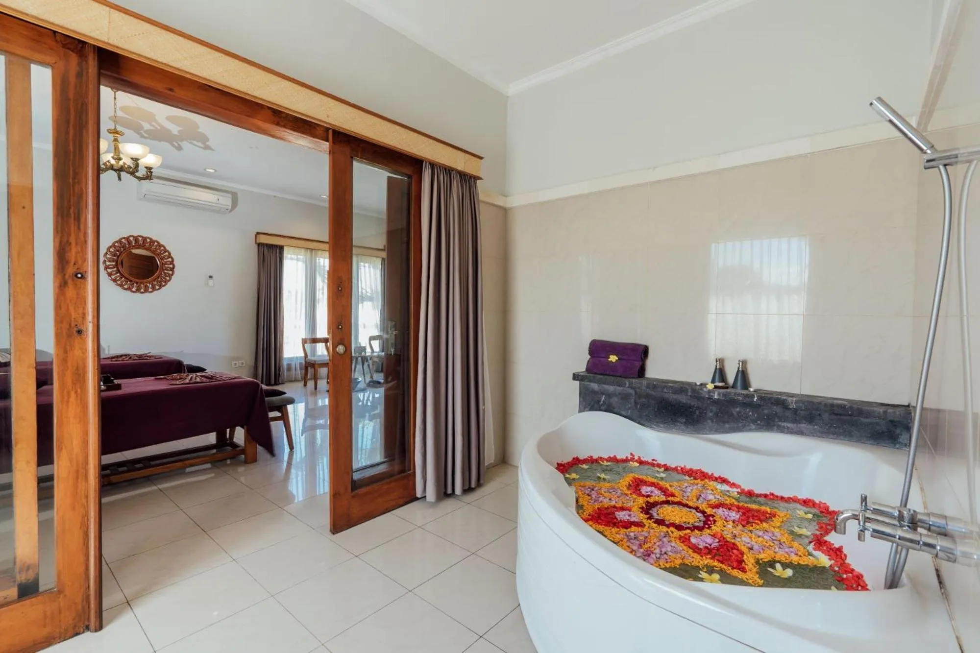 Spa and wellness centre/facilities, Bed in Desa Swan Villas & SPA, Keramas
