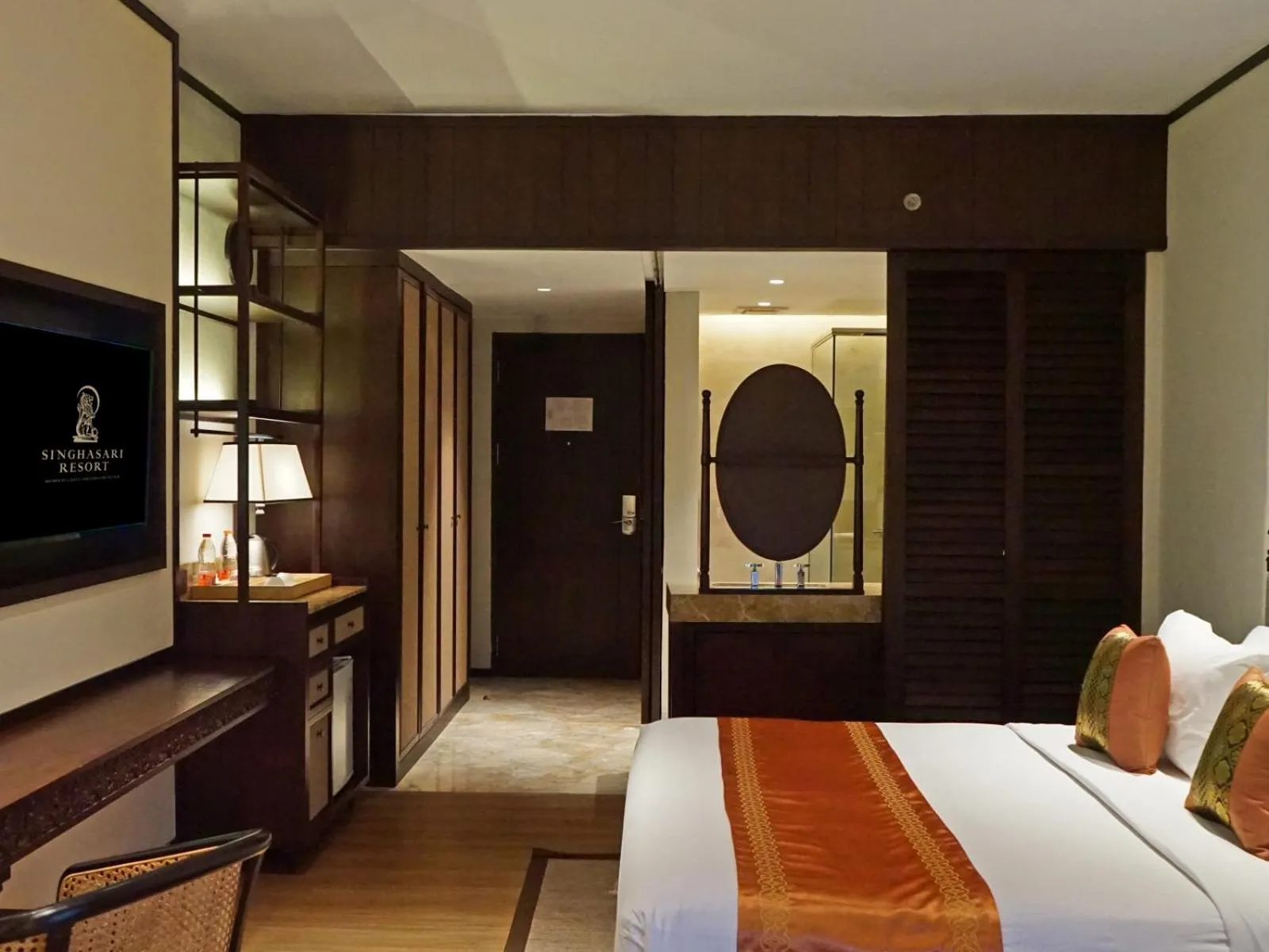 Deluxe Double Room in The Singhasari Resort Batu