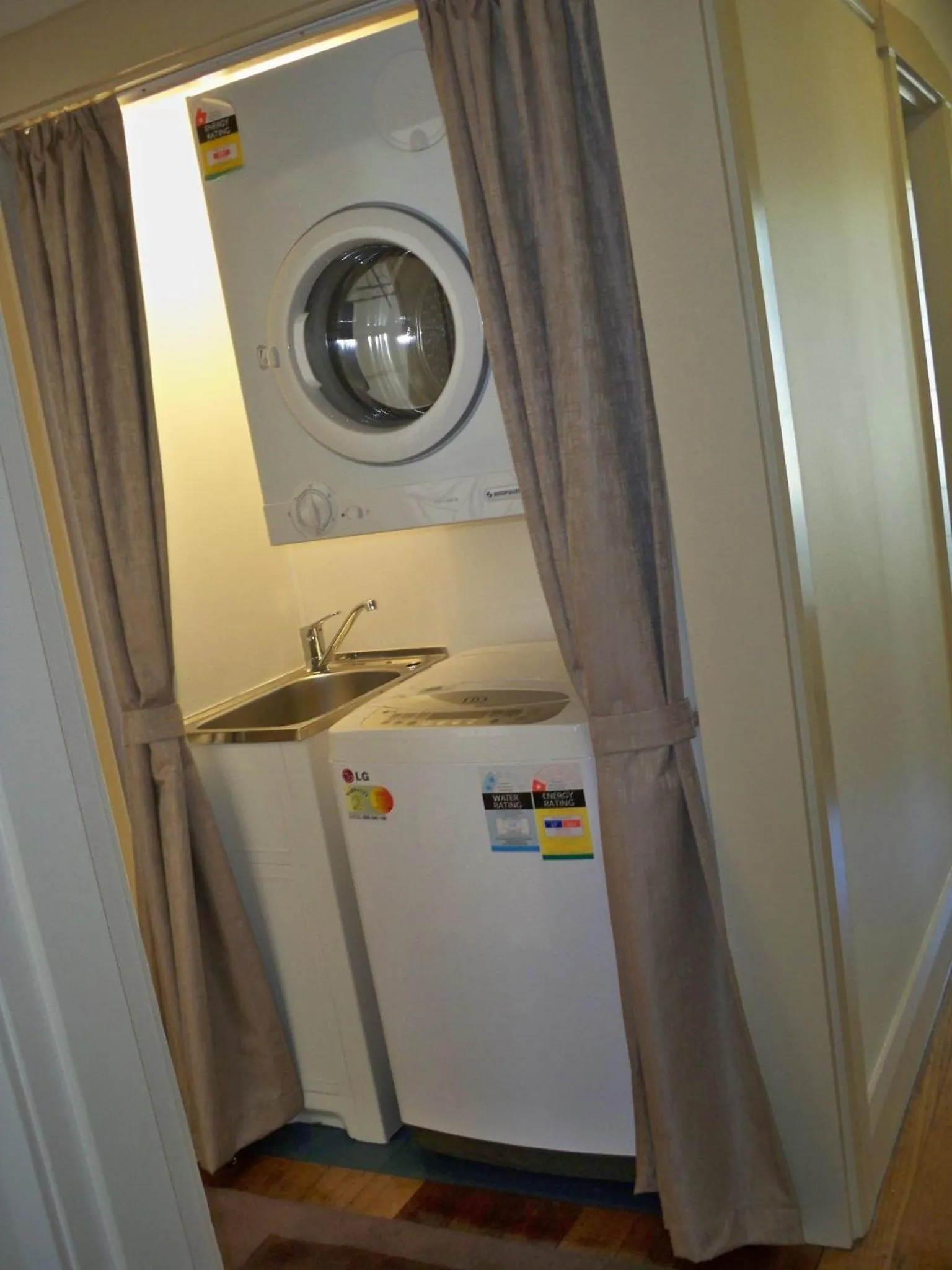 Area and facilities in Moonah Central Apartments