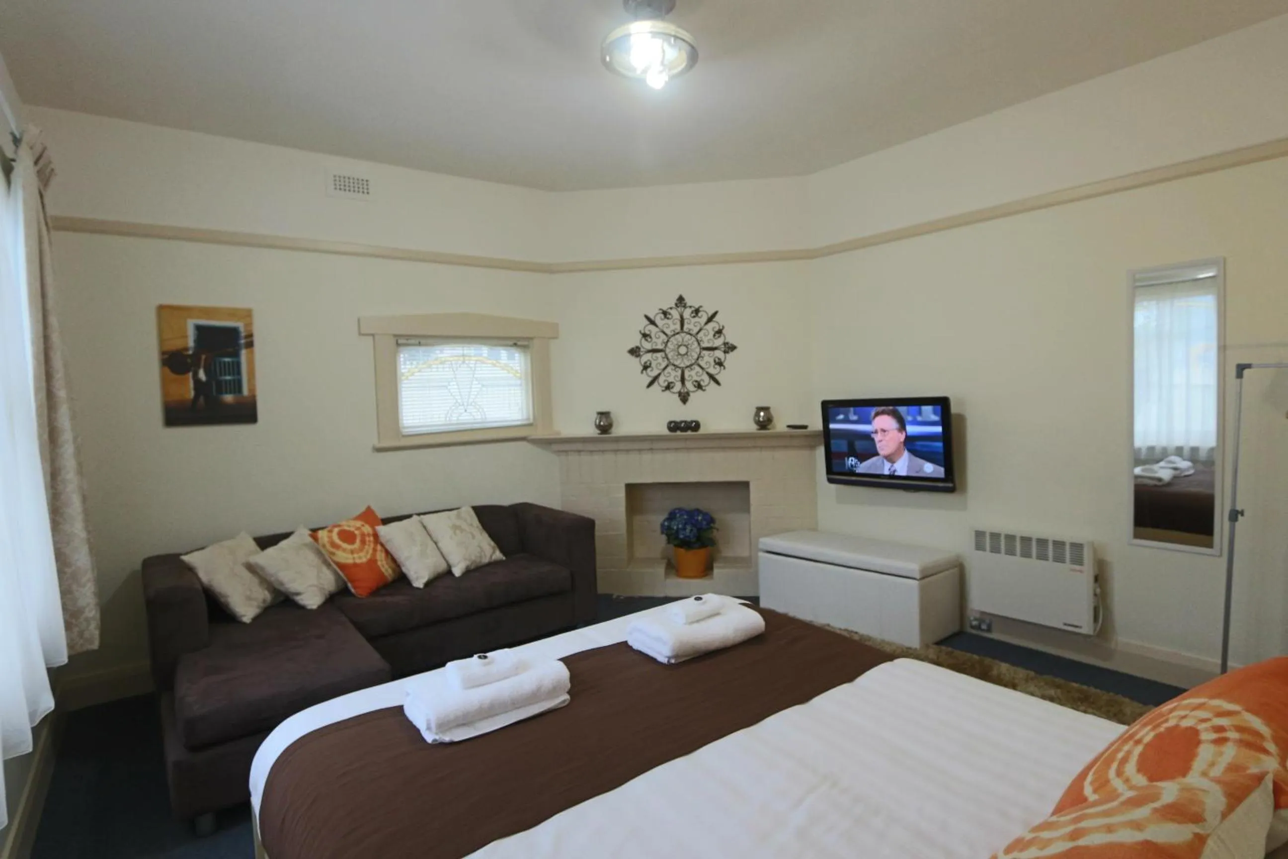 Bedroom, Bed in Moonah Central Apartments