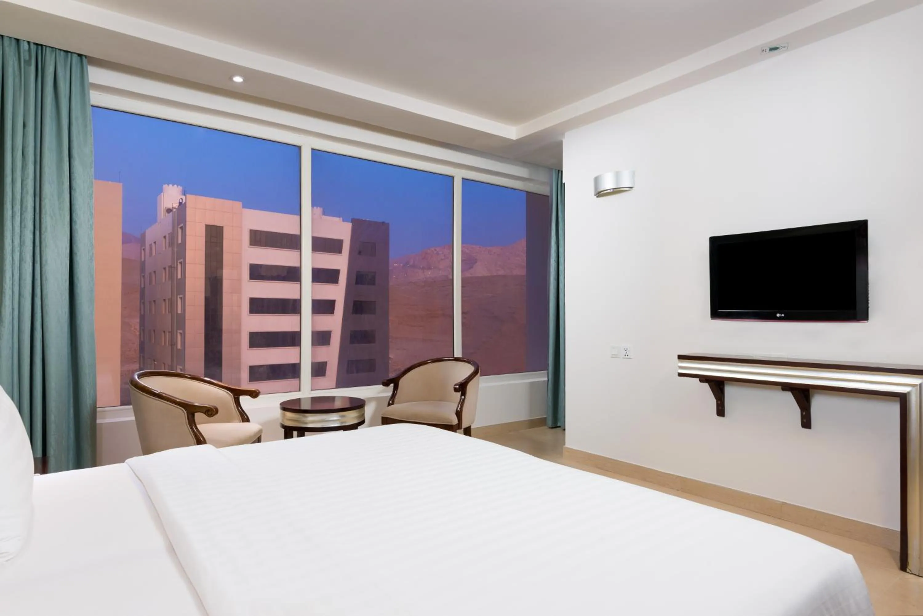 Photo of the whole room in Centara Life Muscat Dunes Hotel