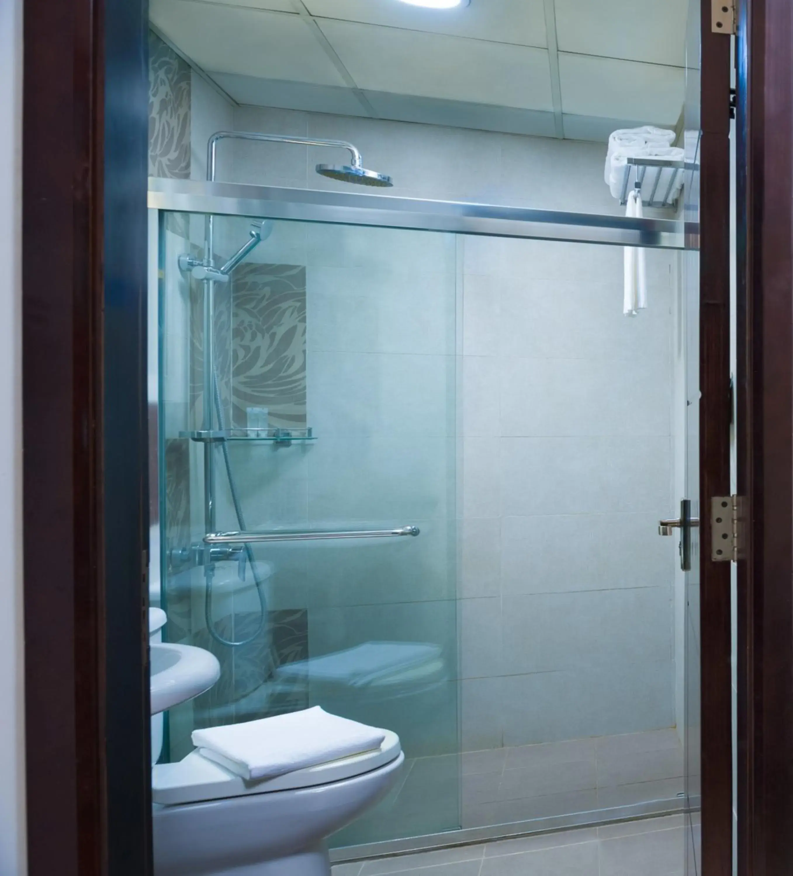 Deluxe King Suite in Centara Life Muscat Dunes Hotel Deluxe King Suite in Centara Life Muscat Dunes Hotel