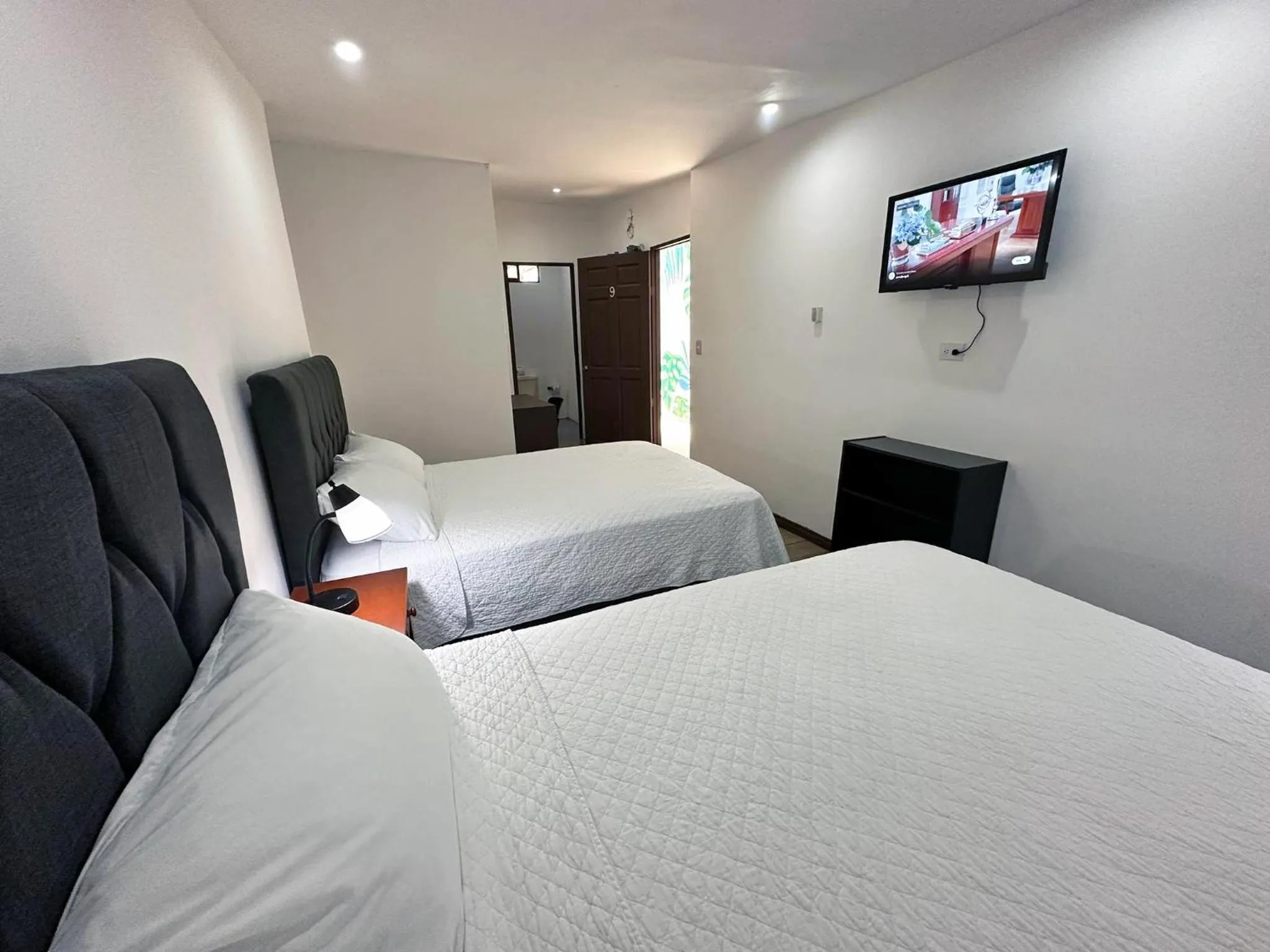 Photo of the whole room in Surf Ranch Tamarindo